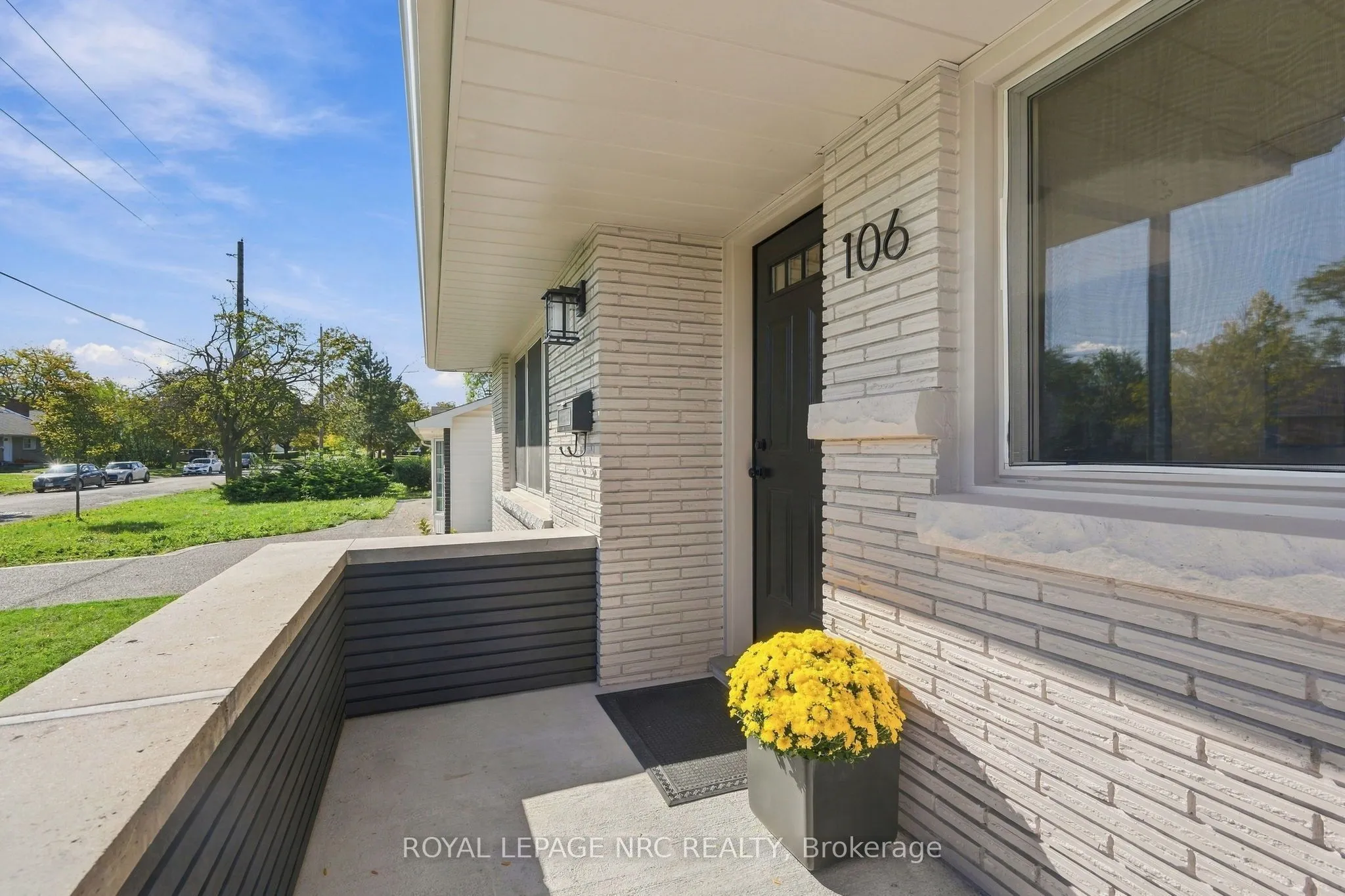 106 JACOBSON Avenue