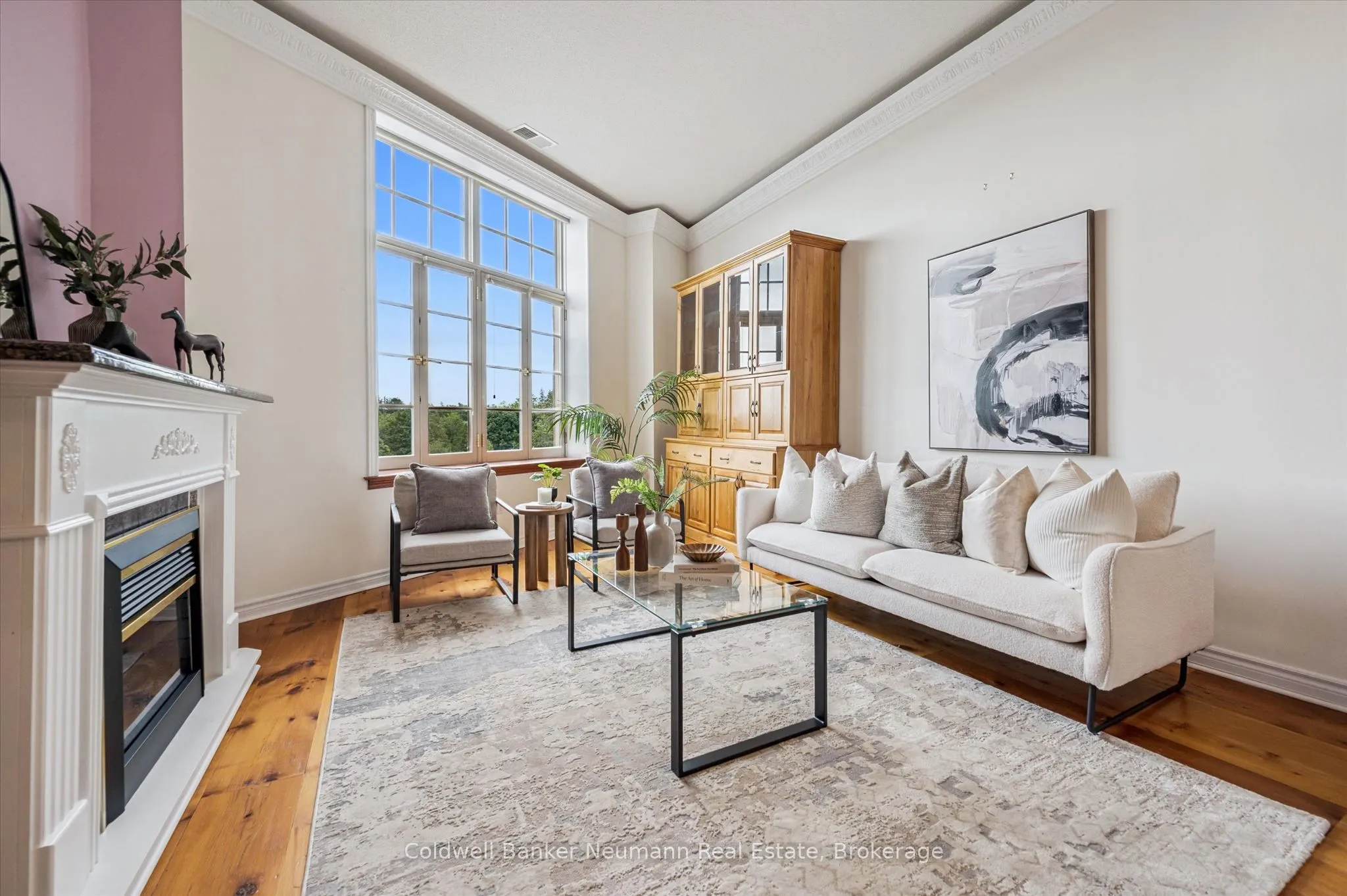 478 St Andrew Street E #306