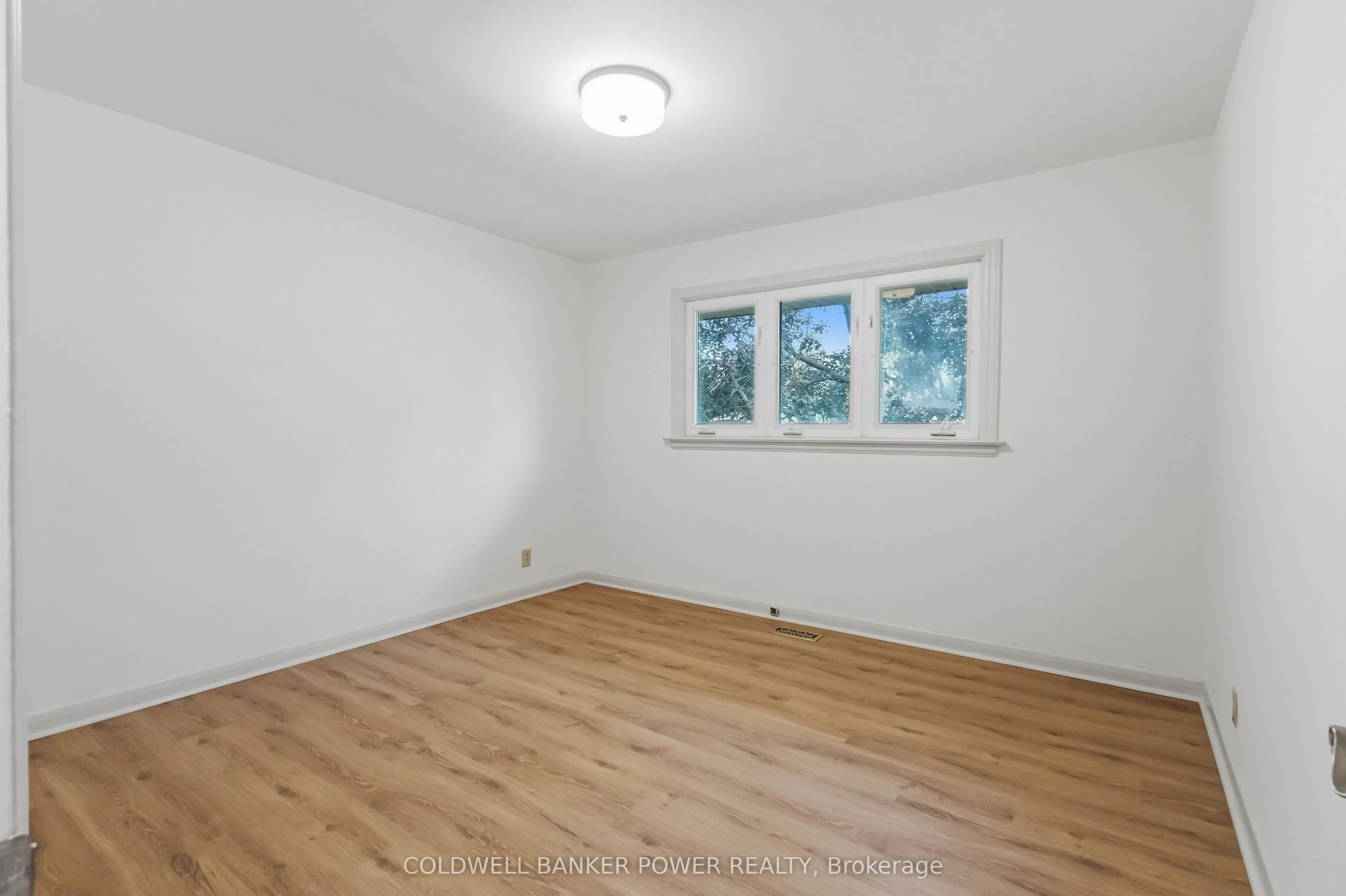 1362 Collingwood Avenue