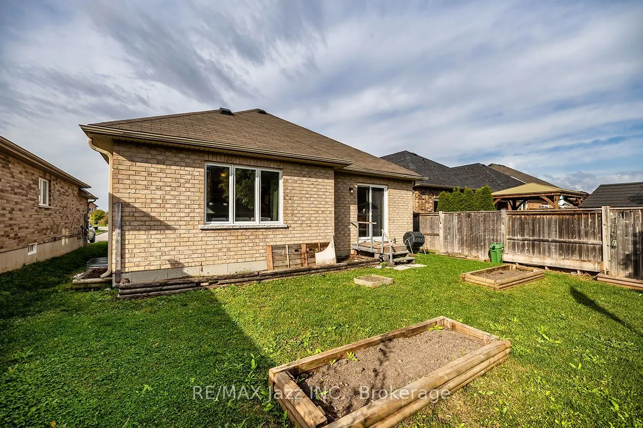 10 Milner Court