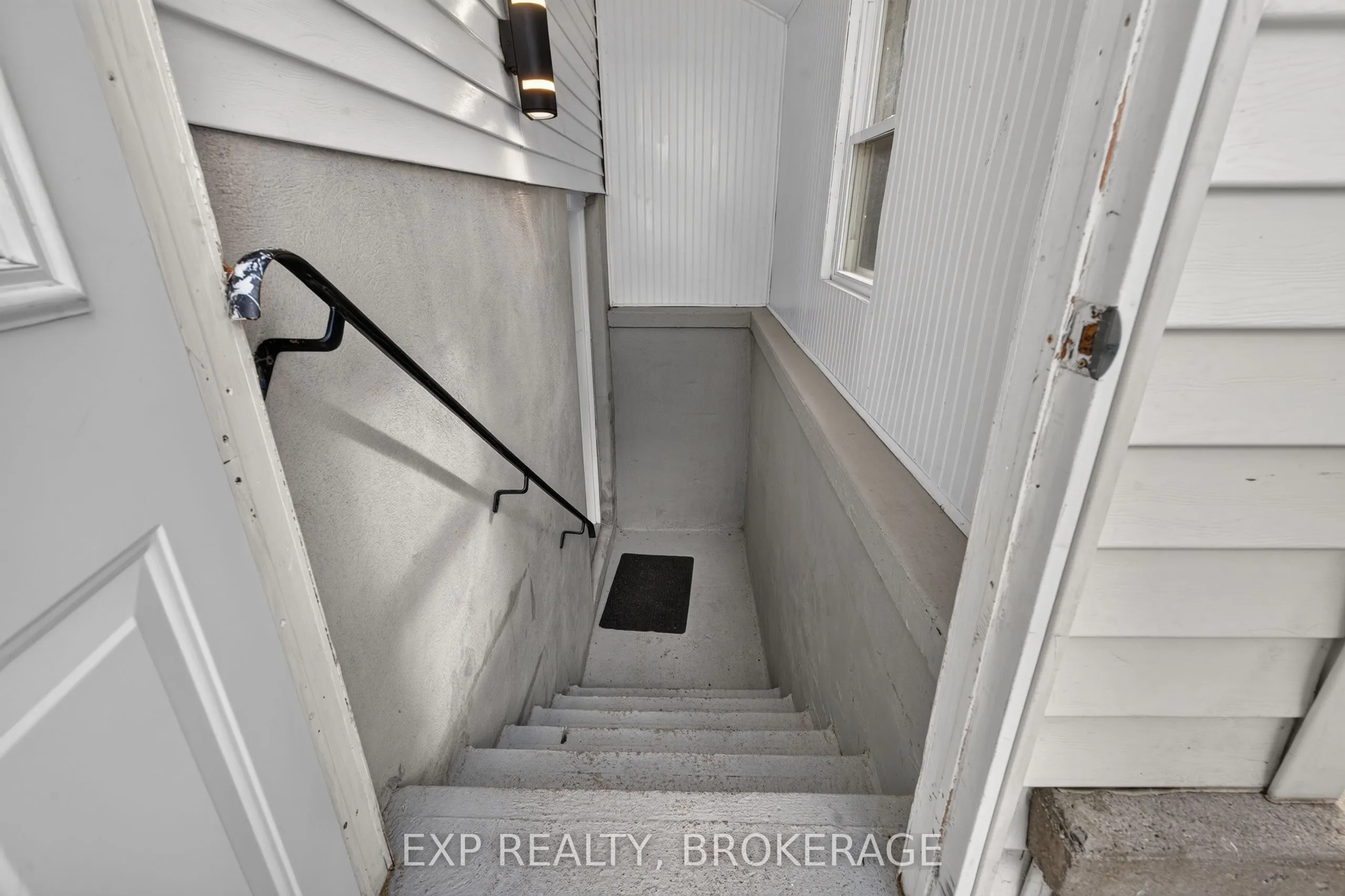 585 Gavin Court