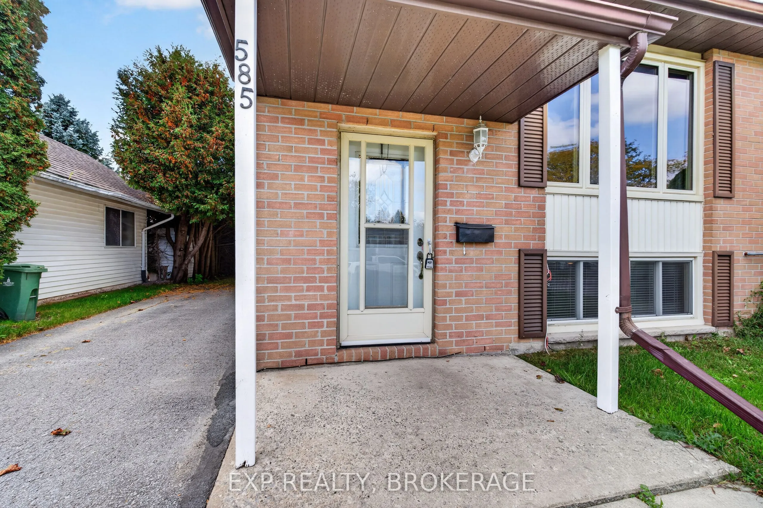 585 Gavin Court