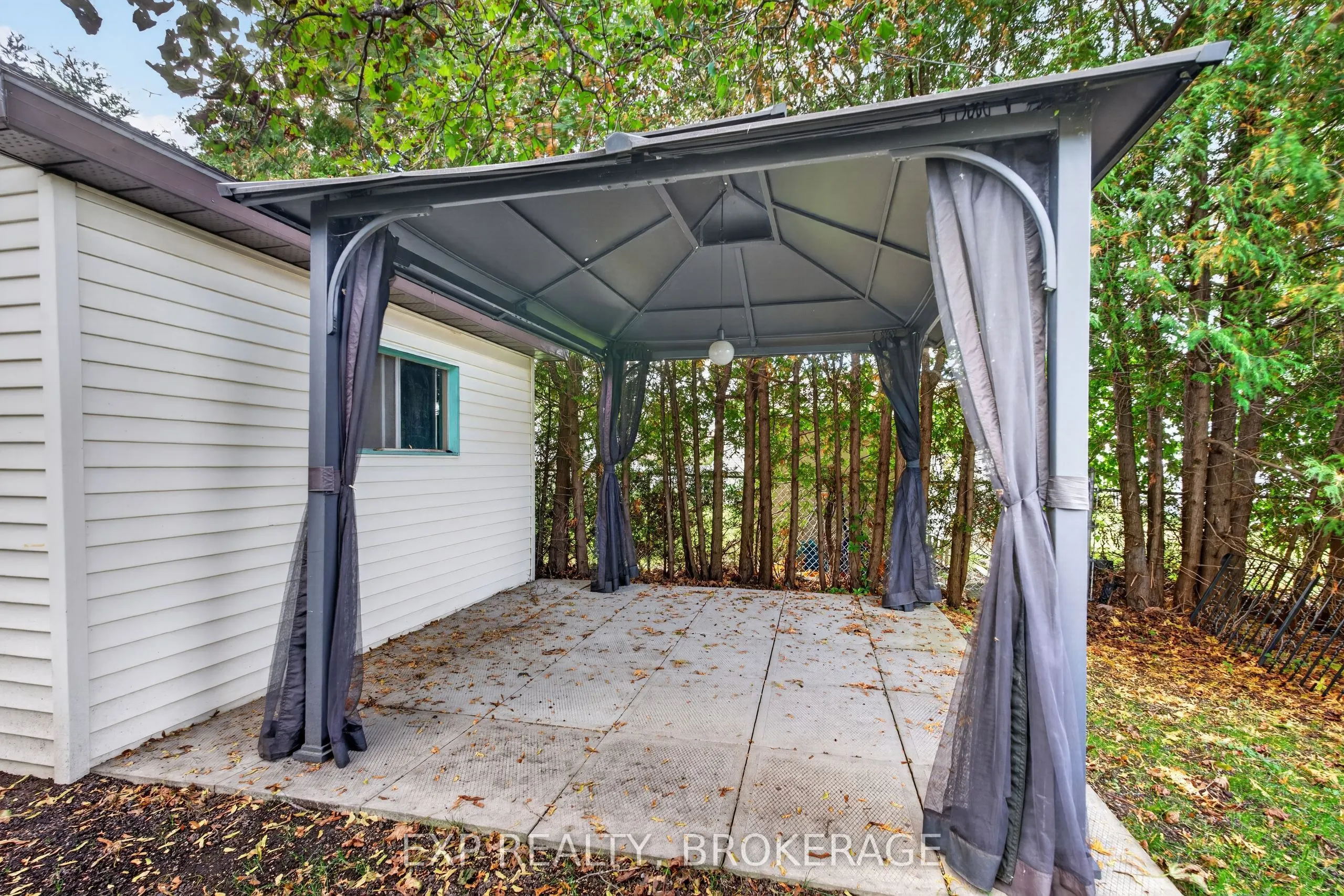 585 Gavin Court