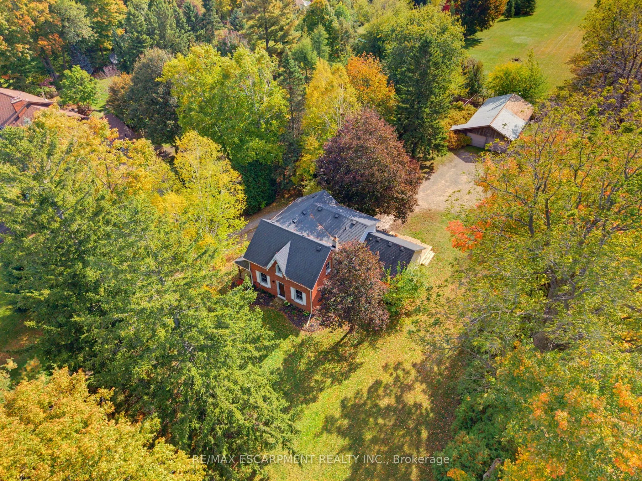 212 Concession 8 Road E
