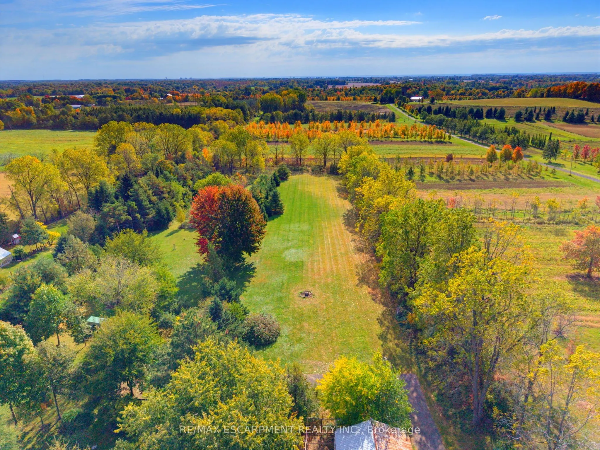 212 Concession 8 Road E