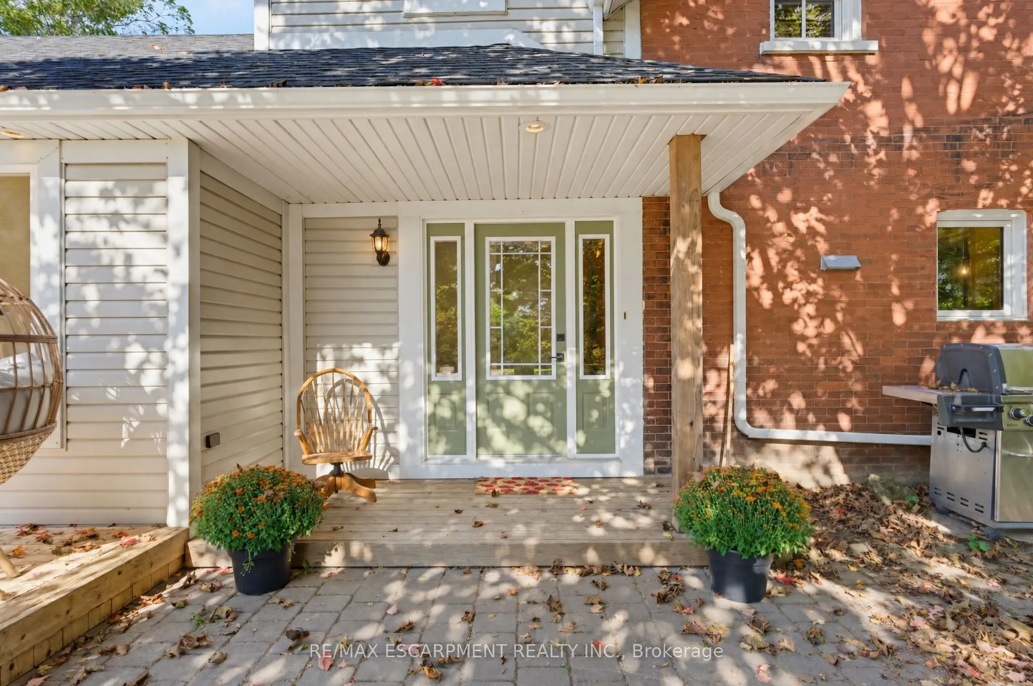 212 Concession 8 Road E