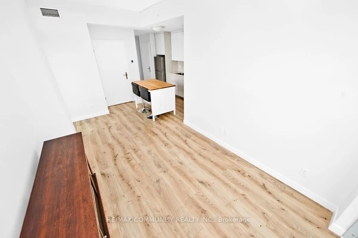 60 Frederick Street #3702