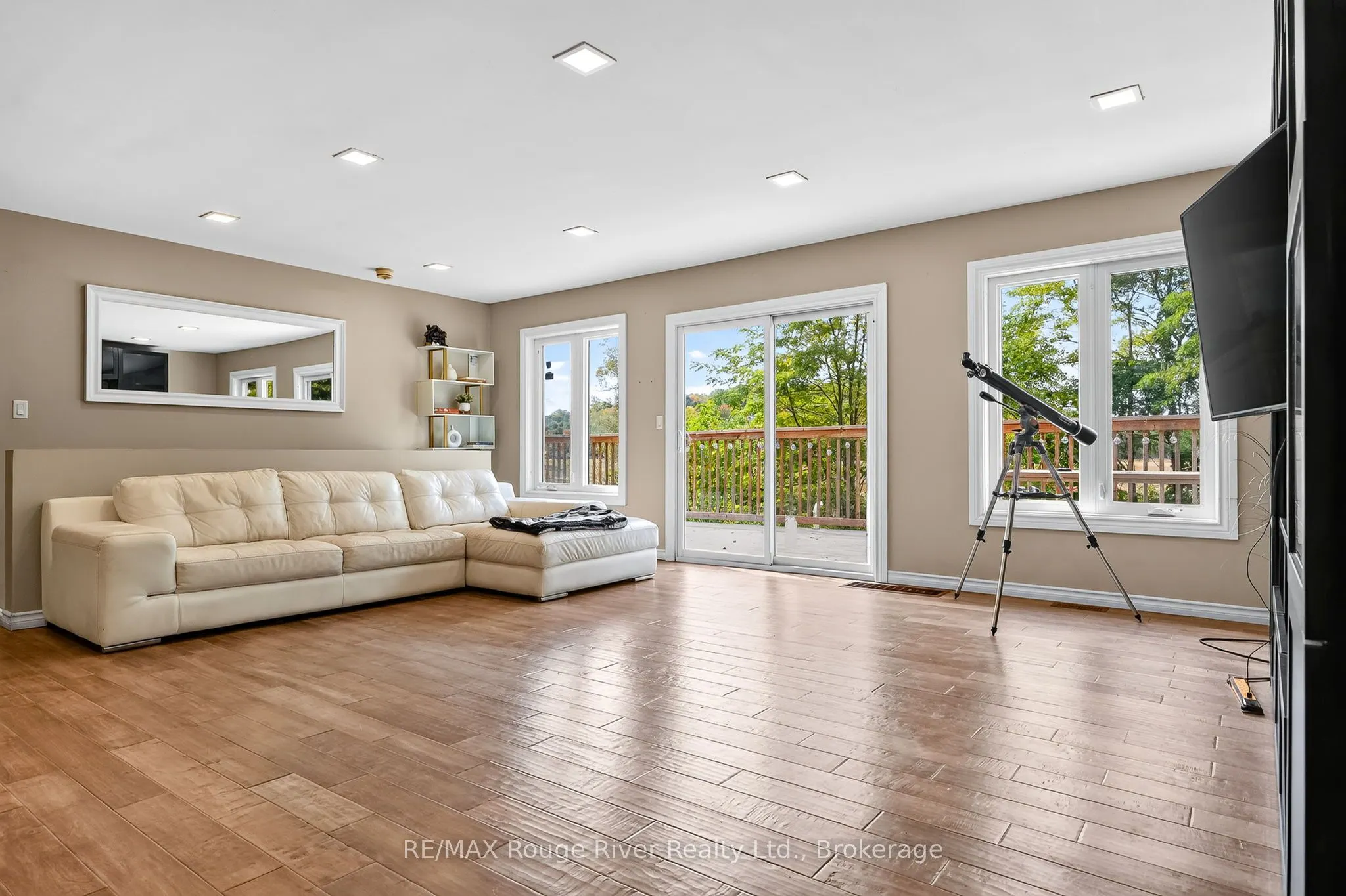 170 Cowie Road