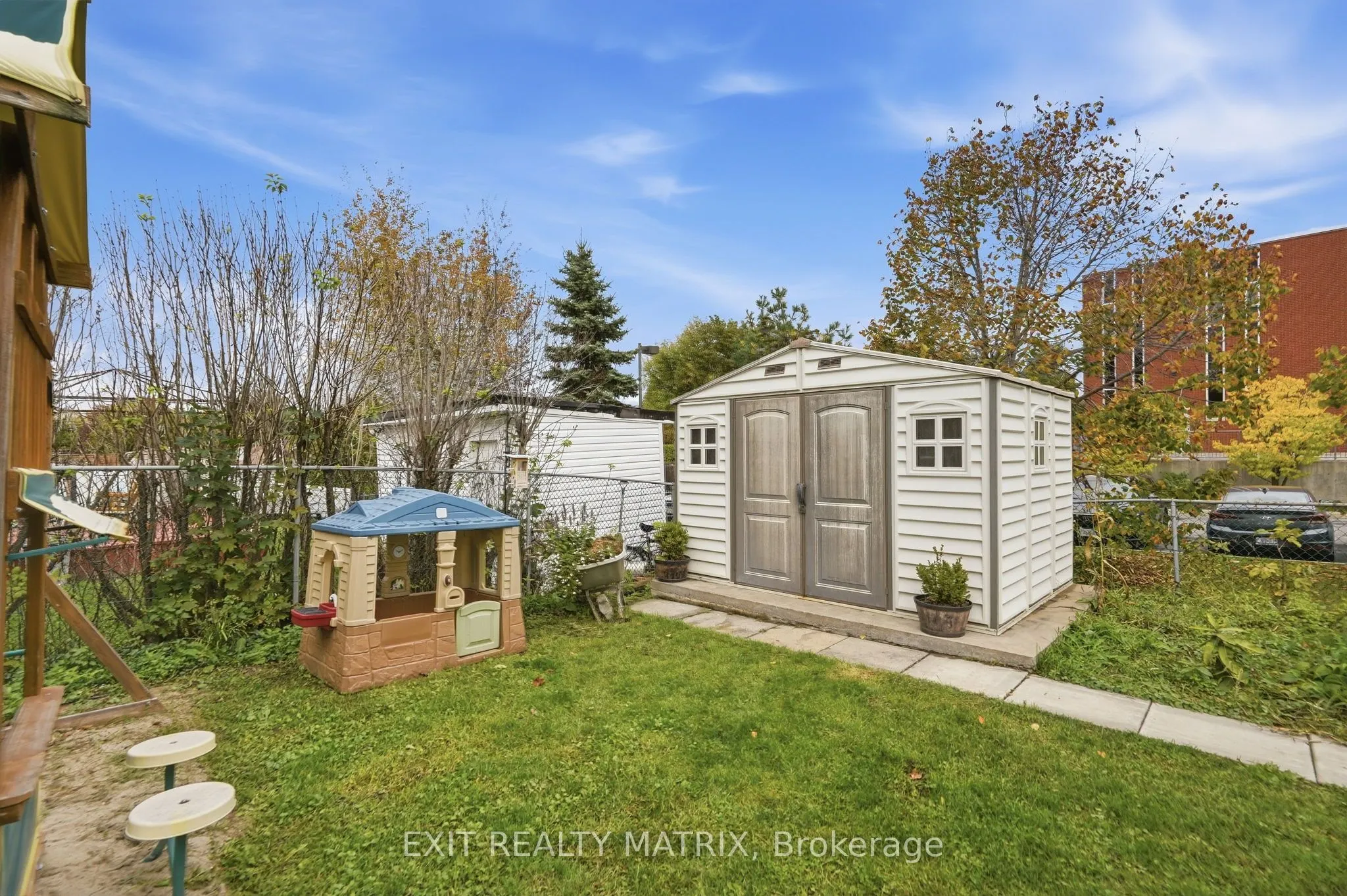 499 Gilles Street