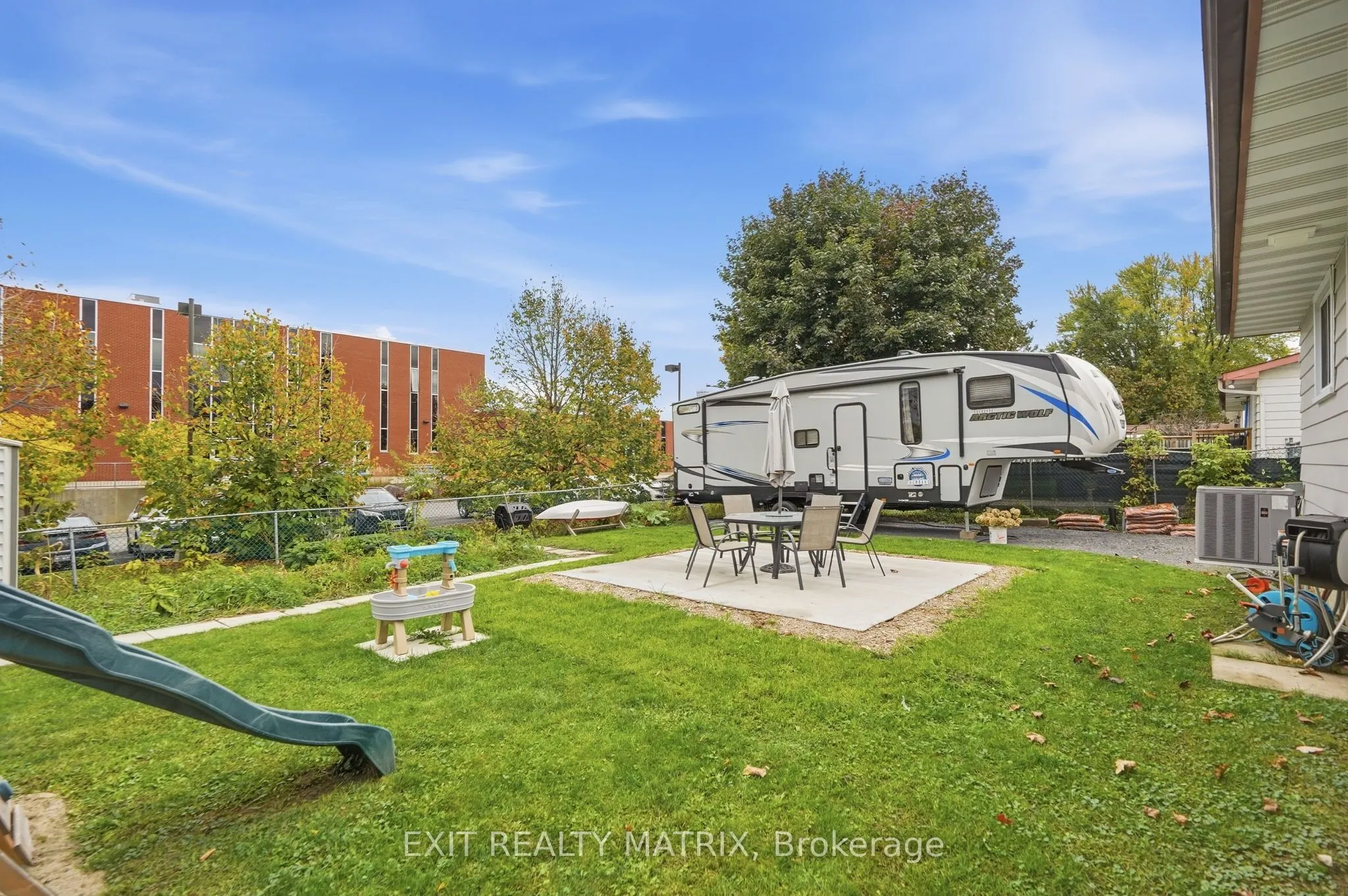 499 Gilles Street