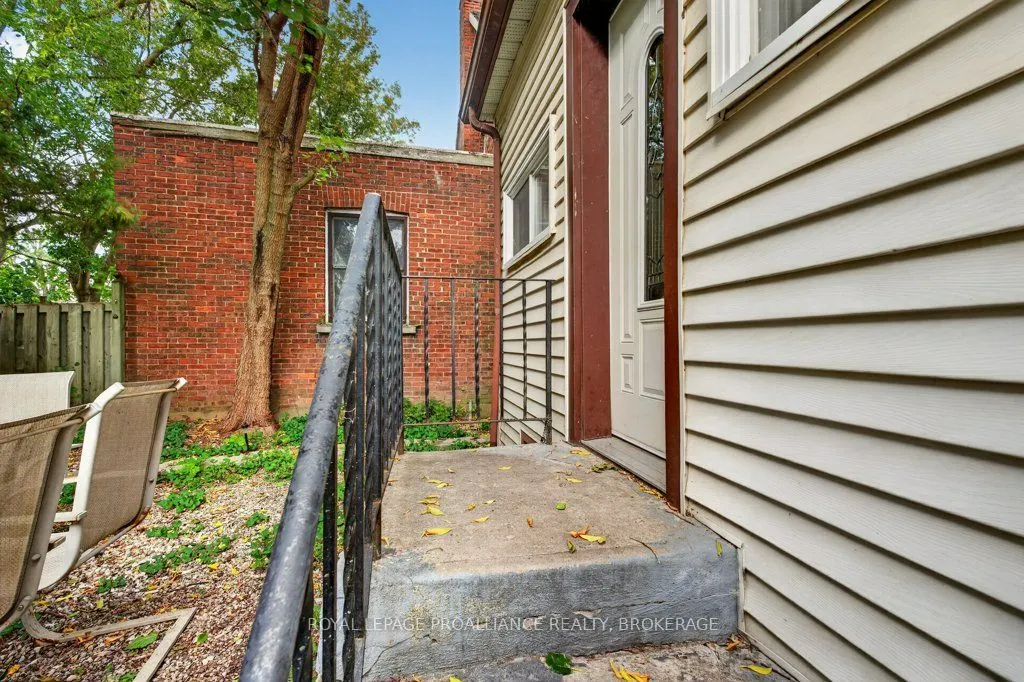 268 Rideau Street