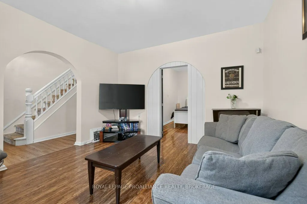 268 Rideau Street