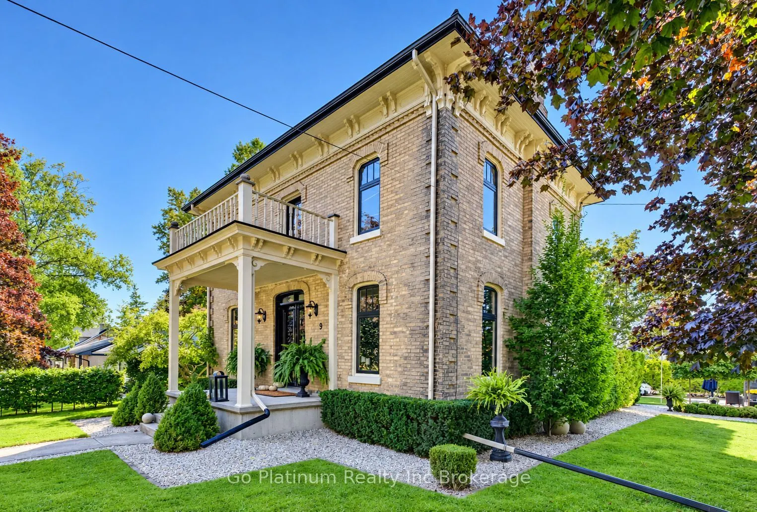 9 Cook Street