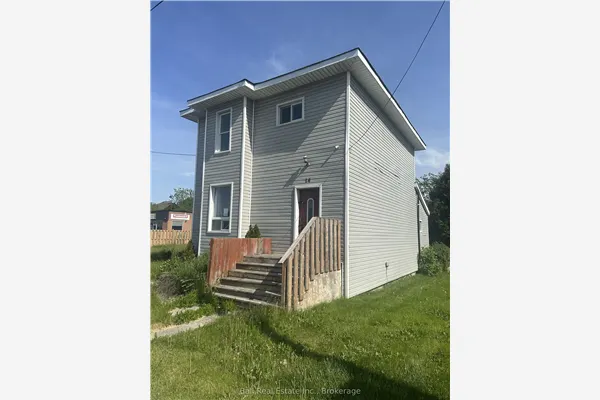 14 Ottawa Street W