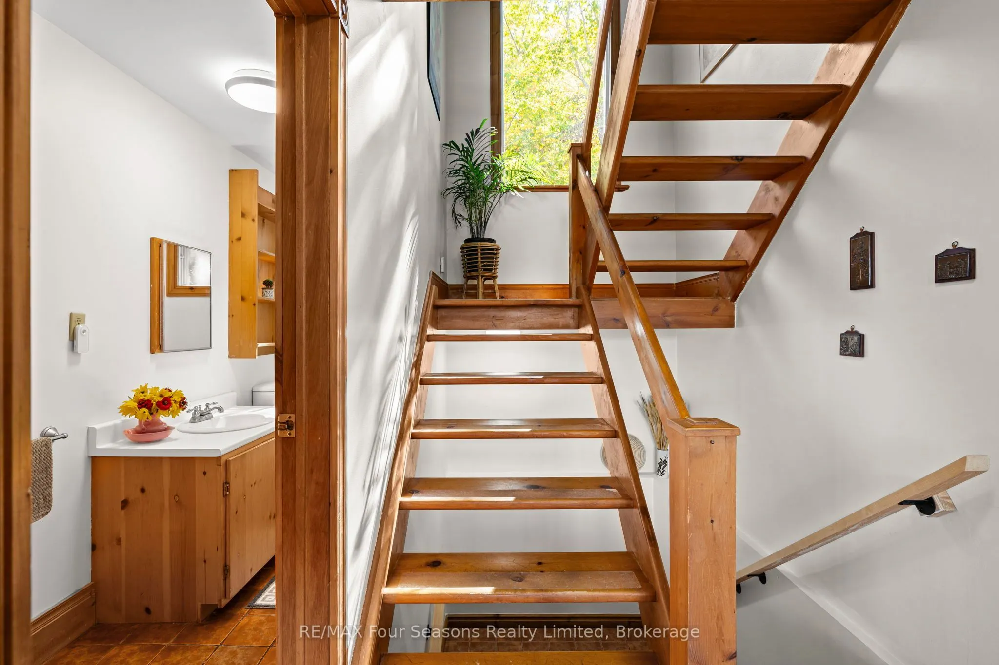 529685 Pretty River Rd. Townline N