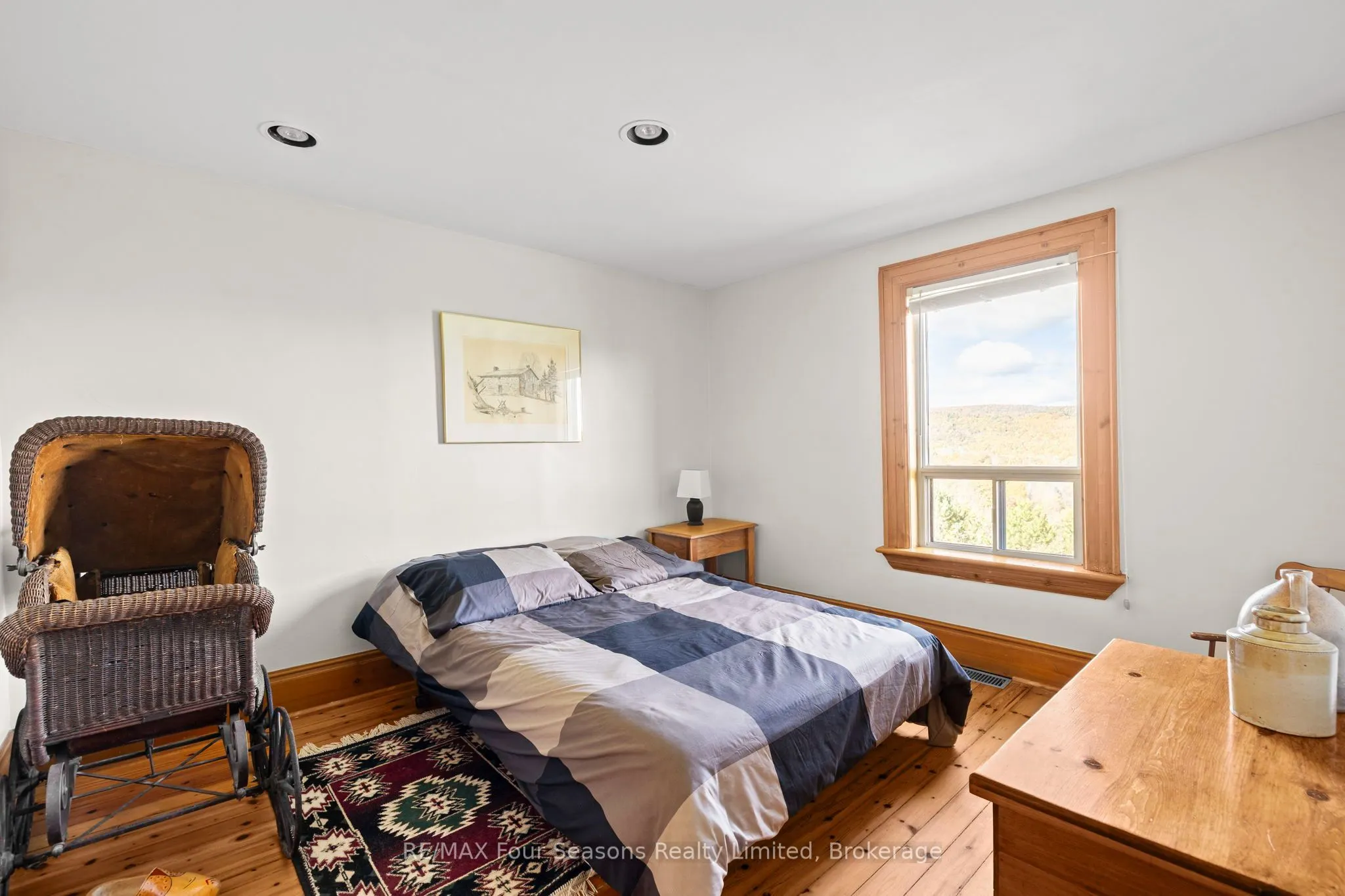529685 Pretty River Rd. Townline N