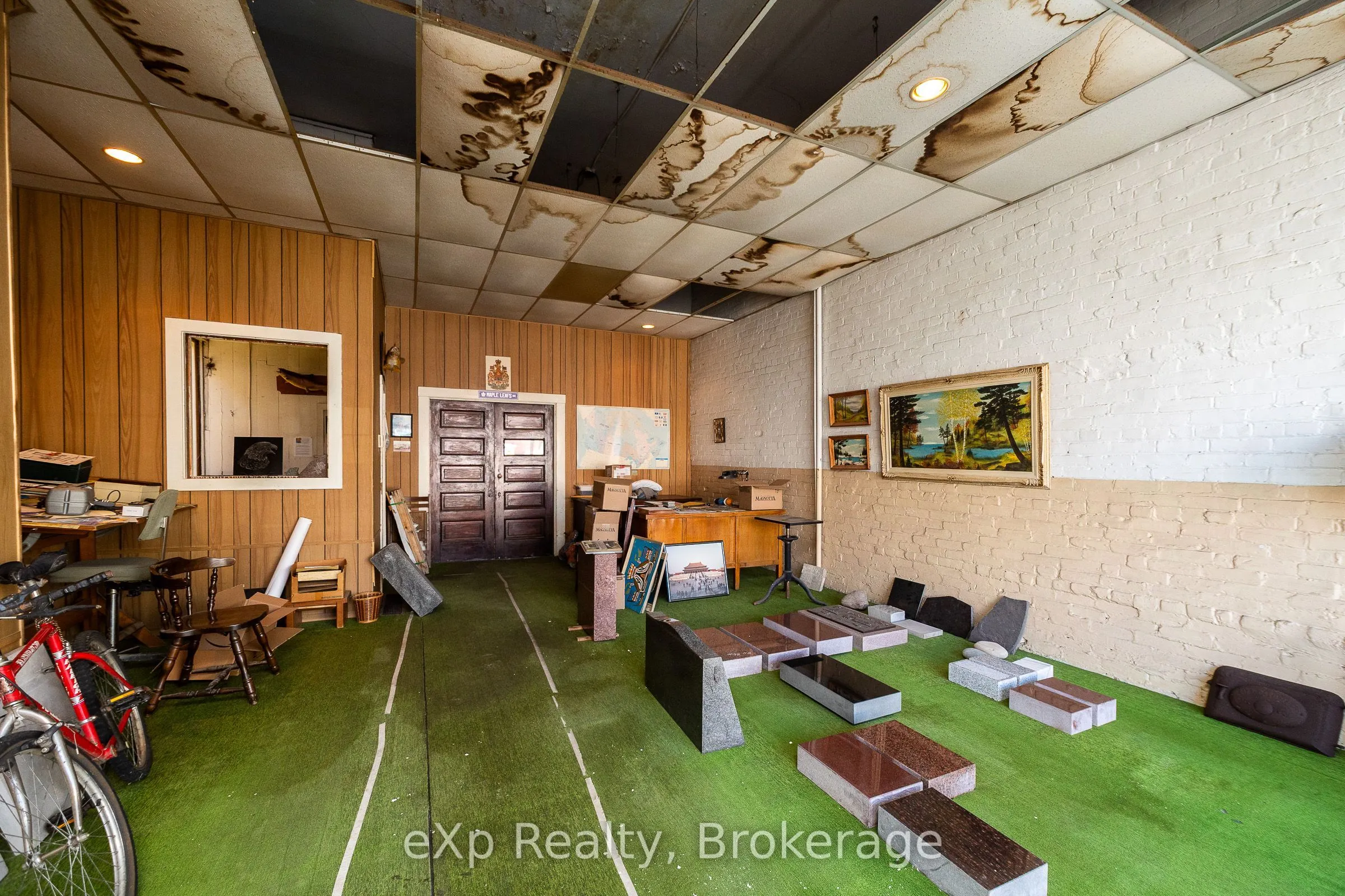 269 8th Street E