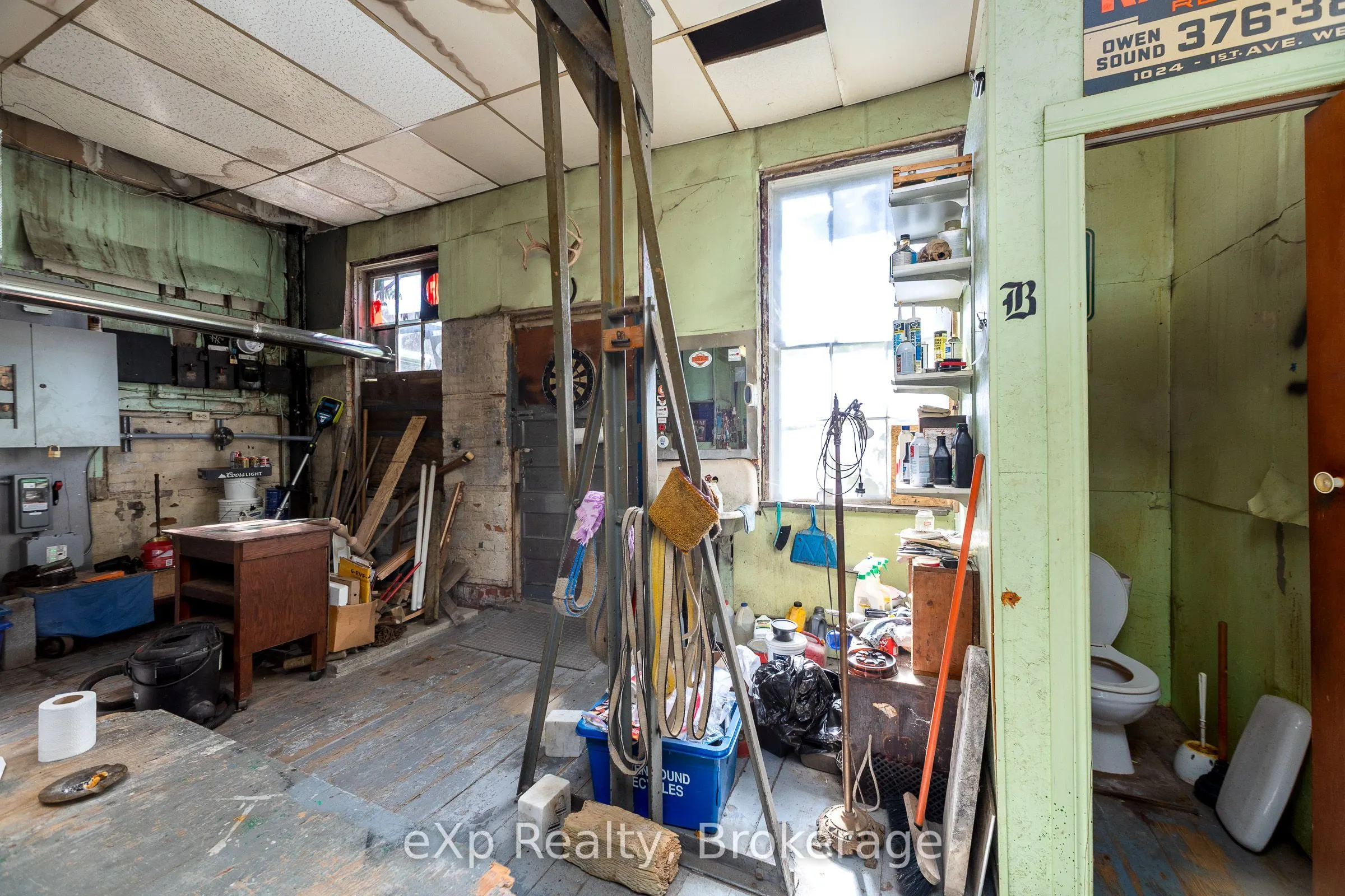 269 8th Street E