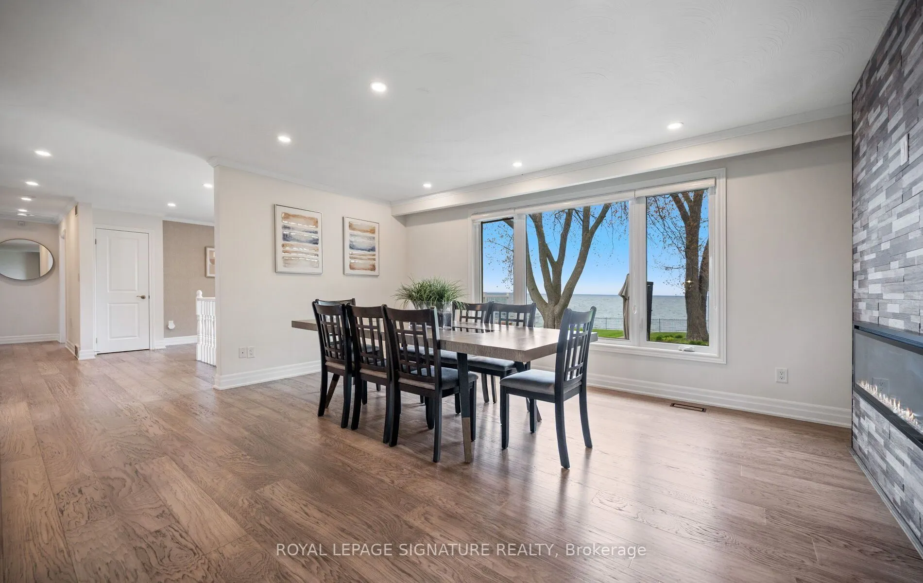 17 Wendakee Drive