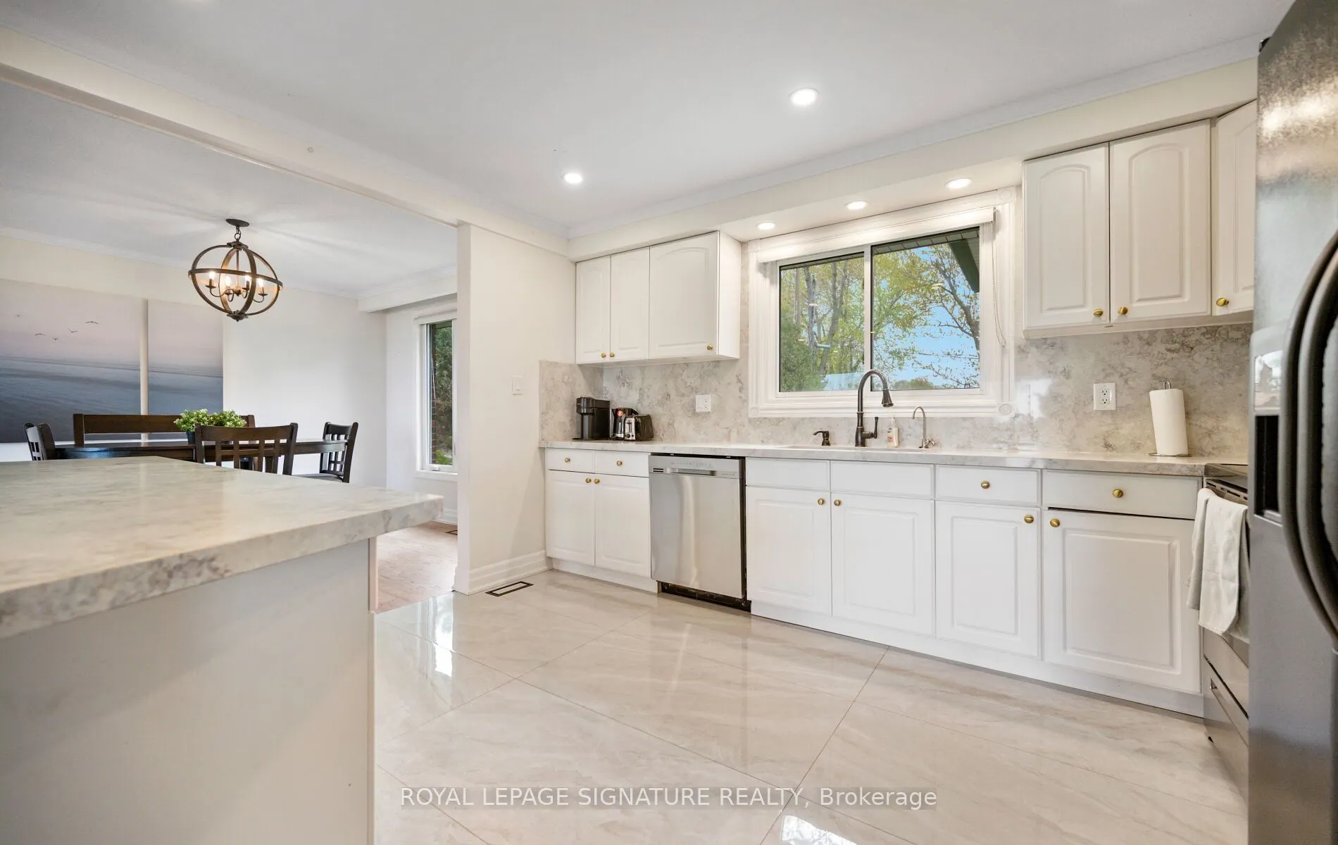 17 Wendakee Drive