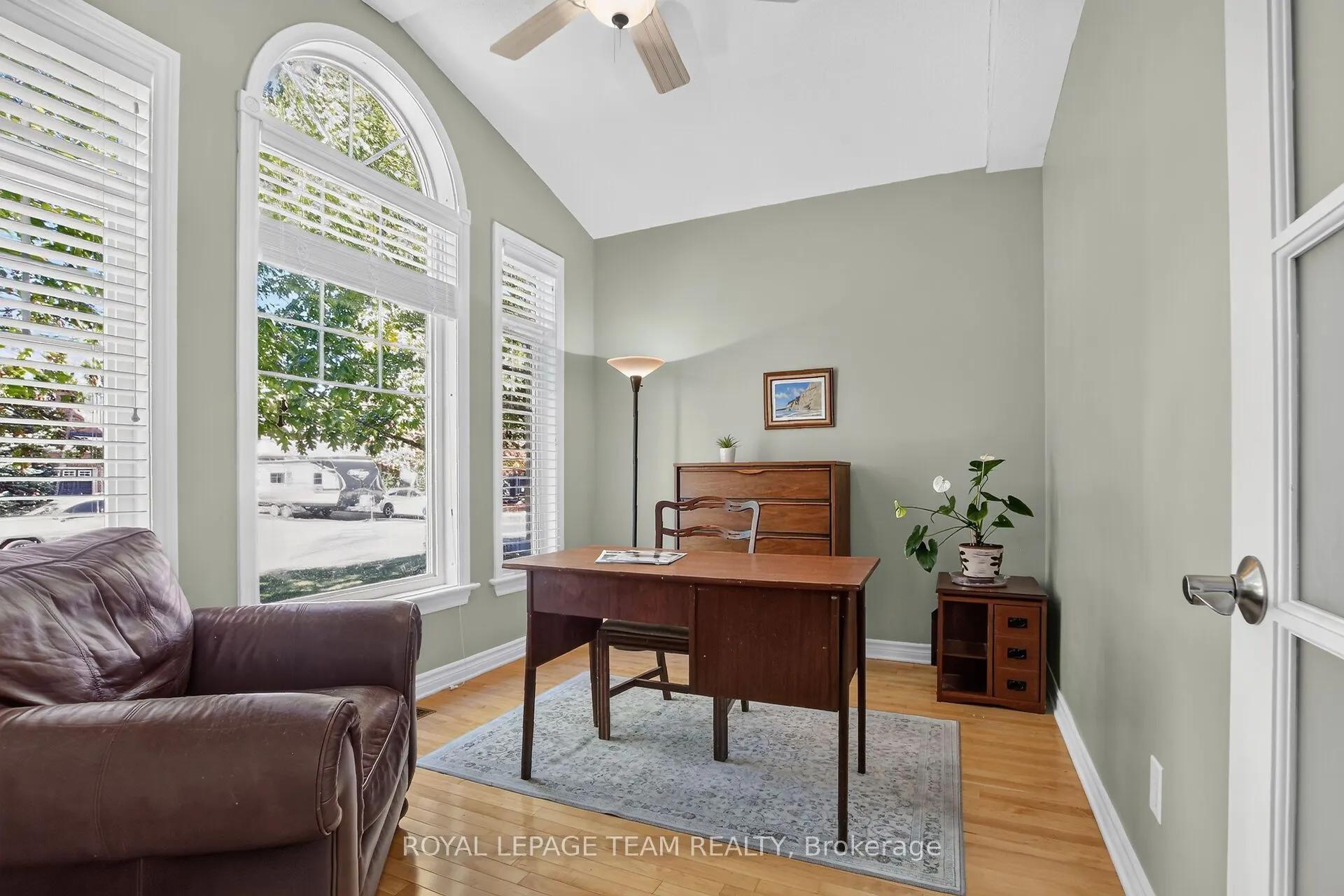 127 Coyote Crescent