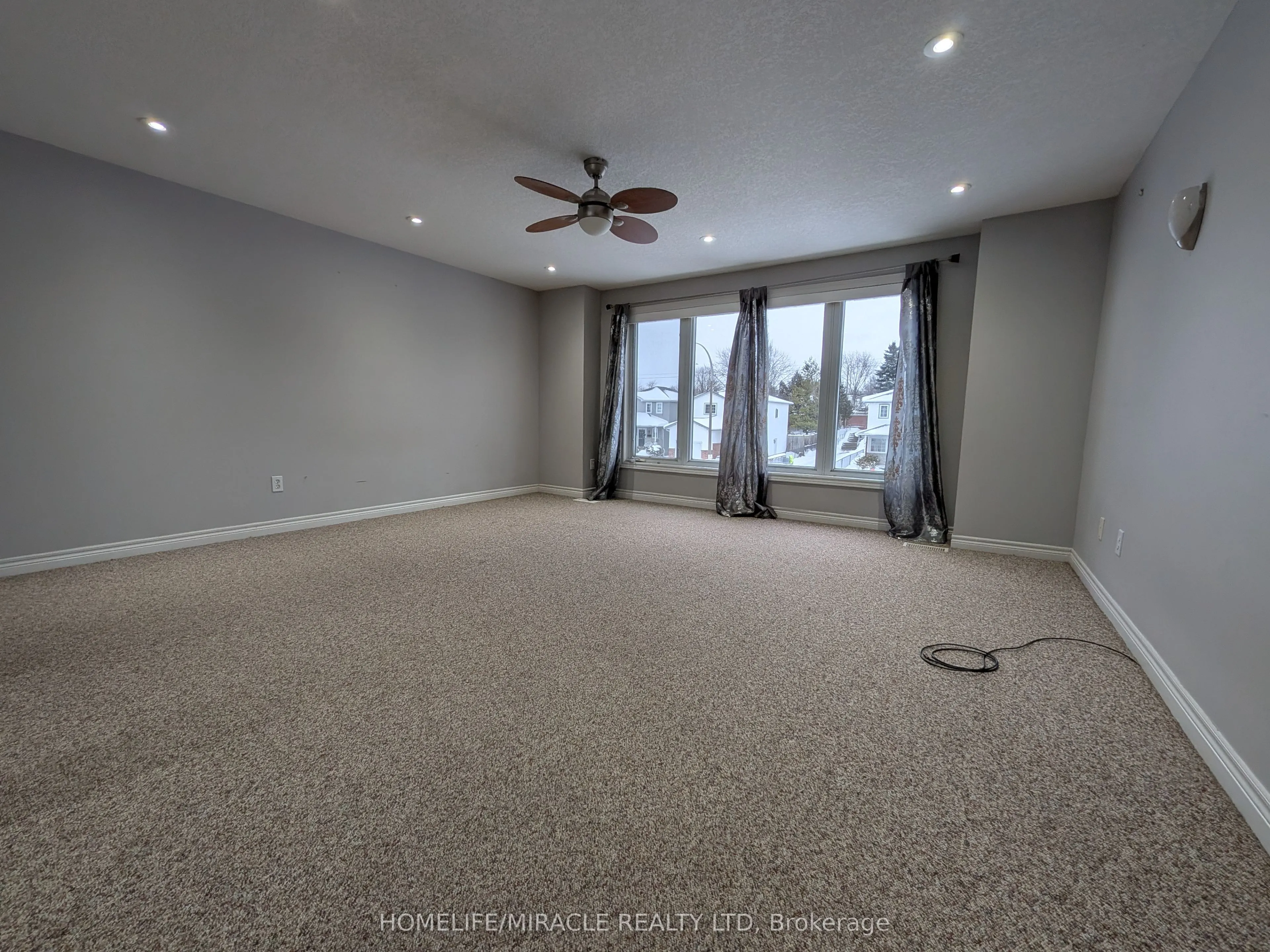 352 Bankside Drive