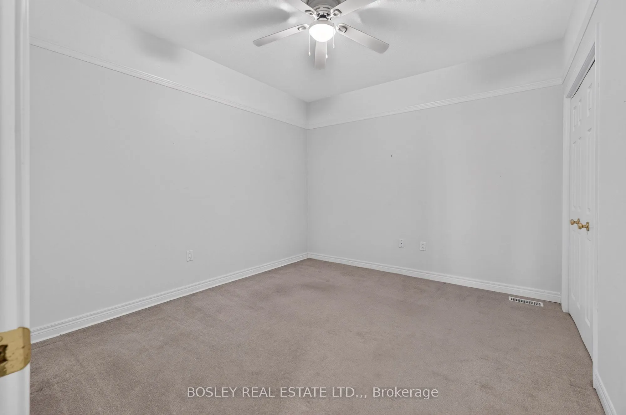 58 Glendale Avenue #12
