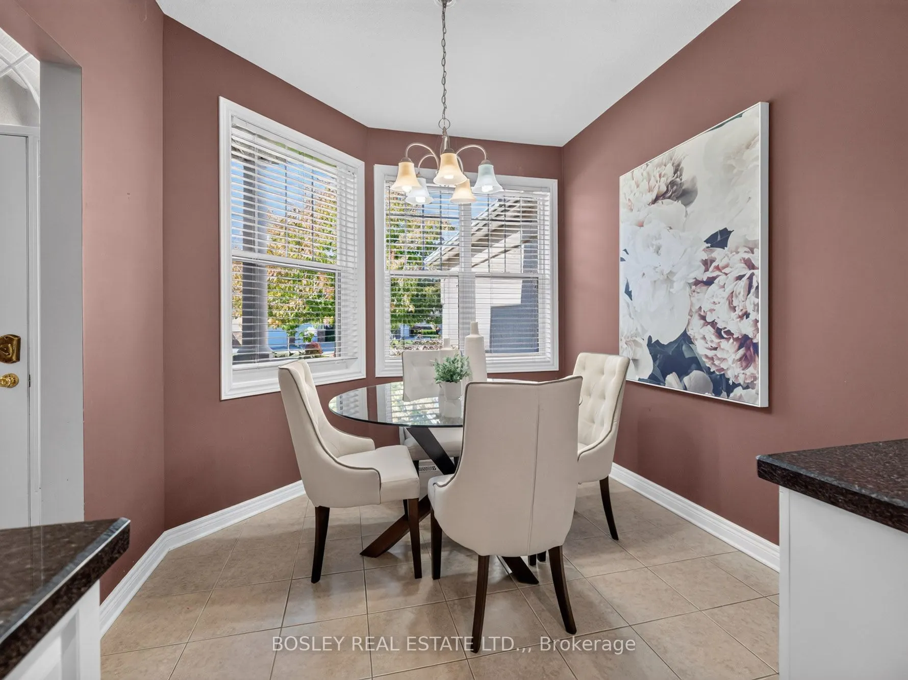 58 Glendale Avenue #12