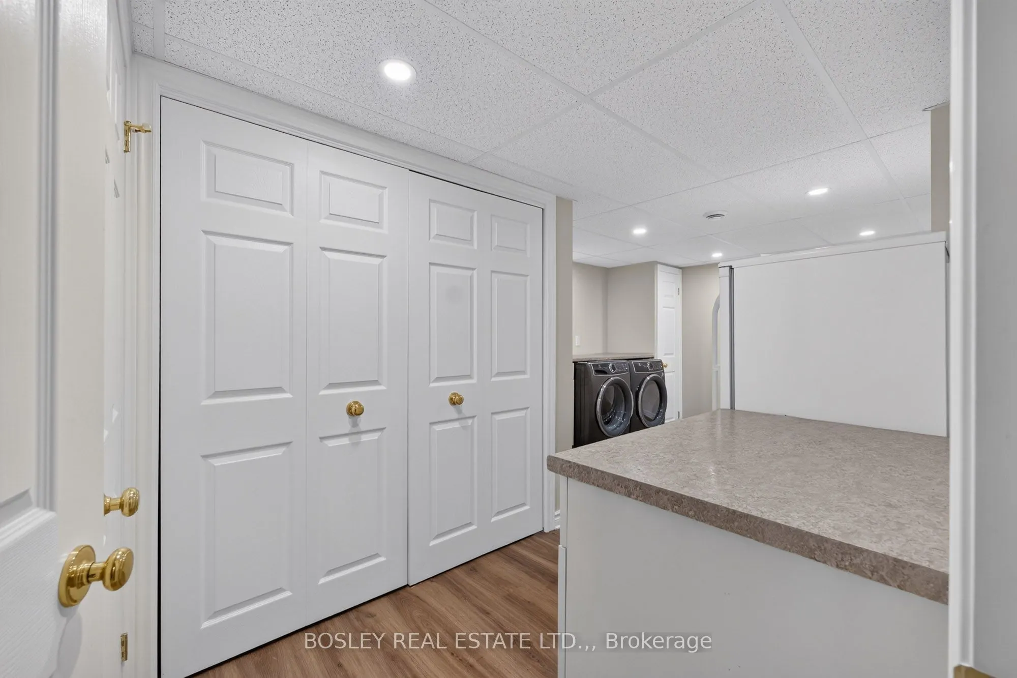 58 Glendale Avenue #12