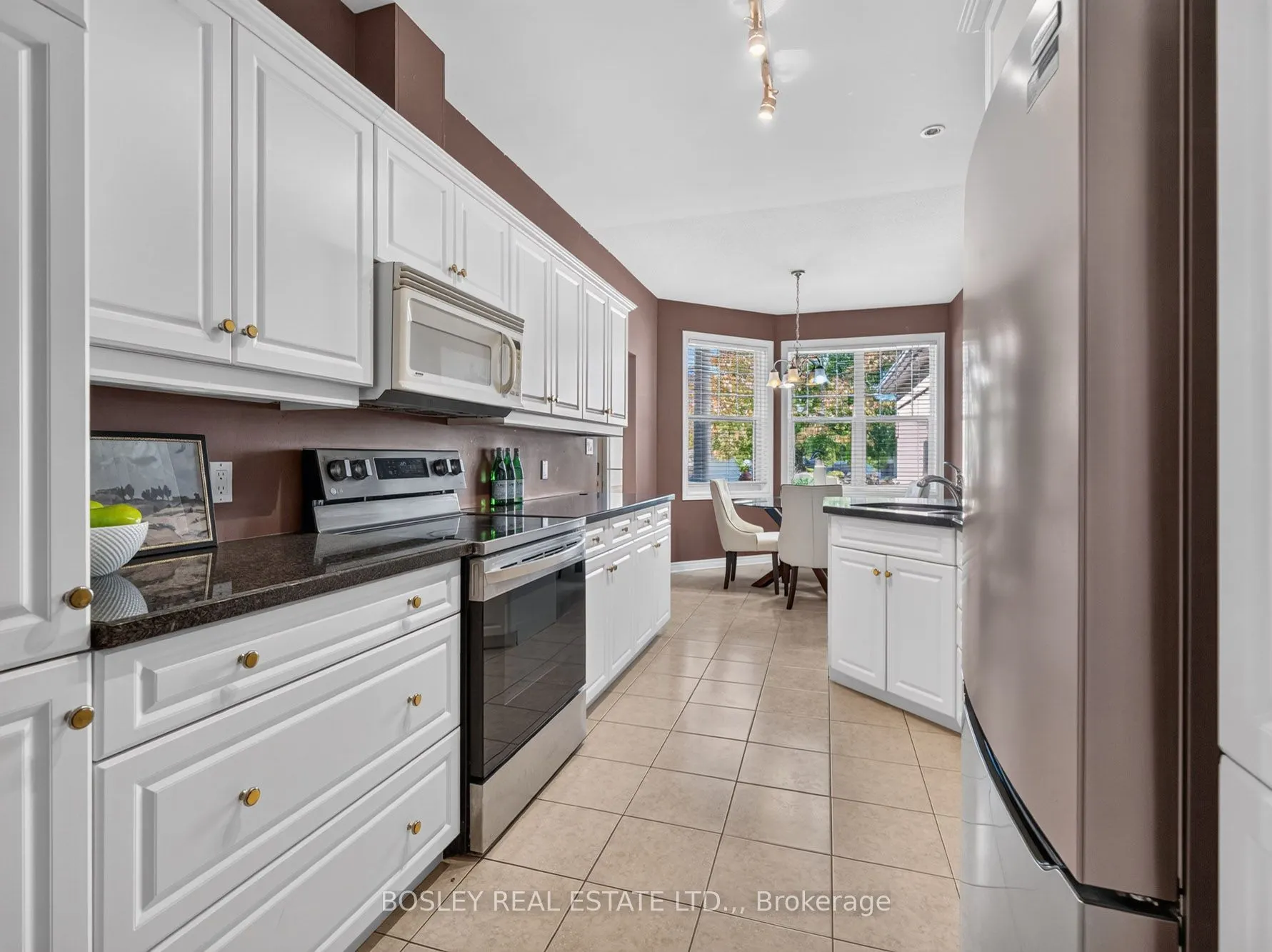 58 Glendale Avenue #12