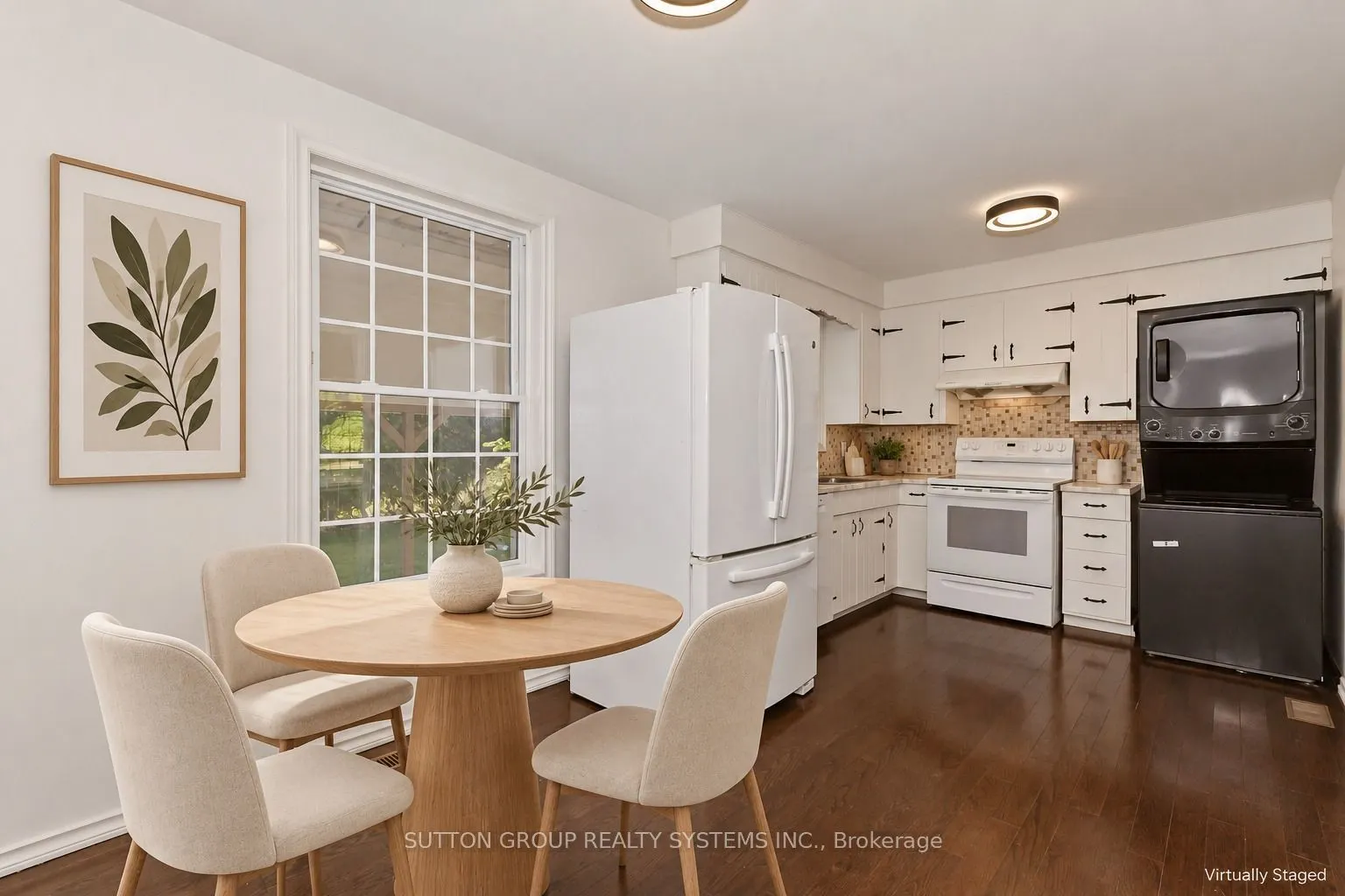 33 CRESCENTWOOD Drive #Main