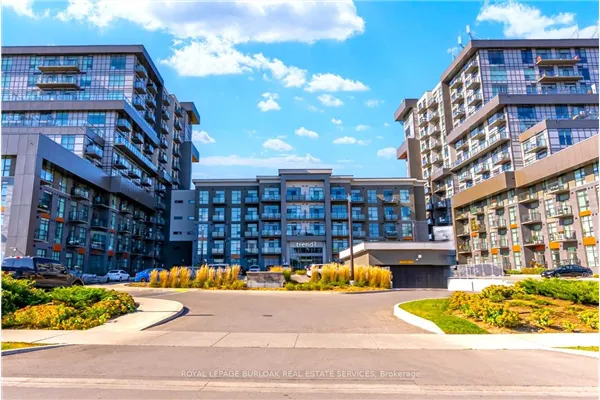 450 Dundas Street E #516
