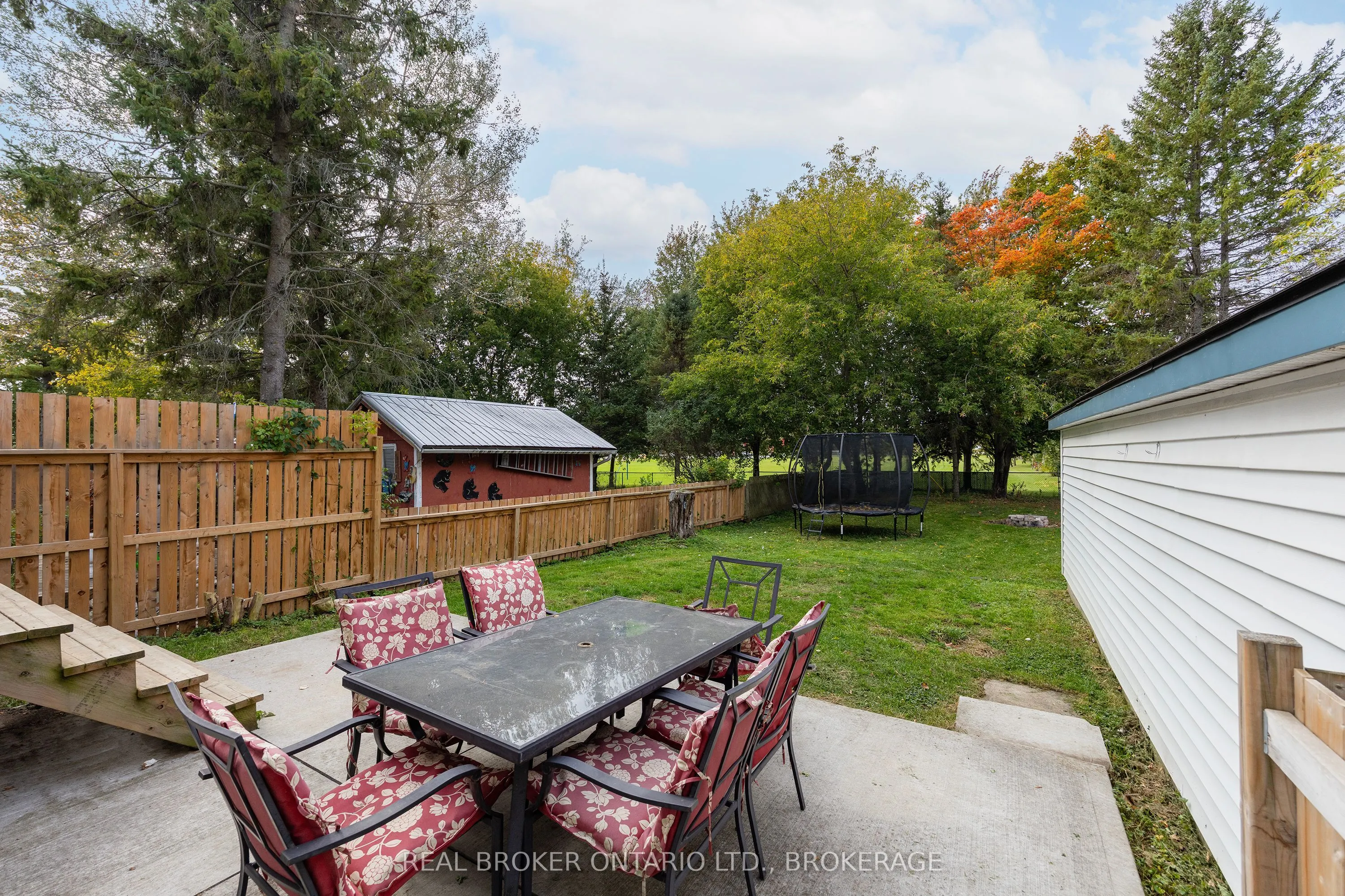 657 COLLINS BAY Road