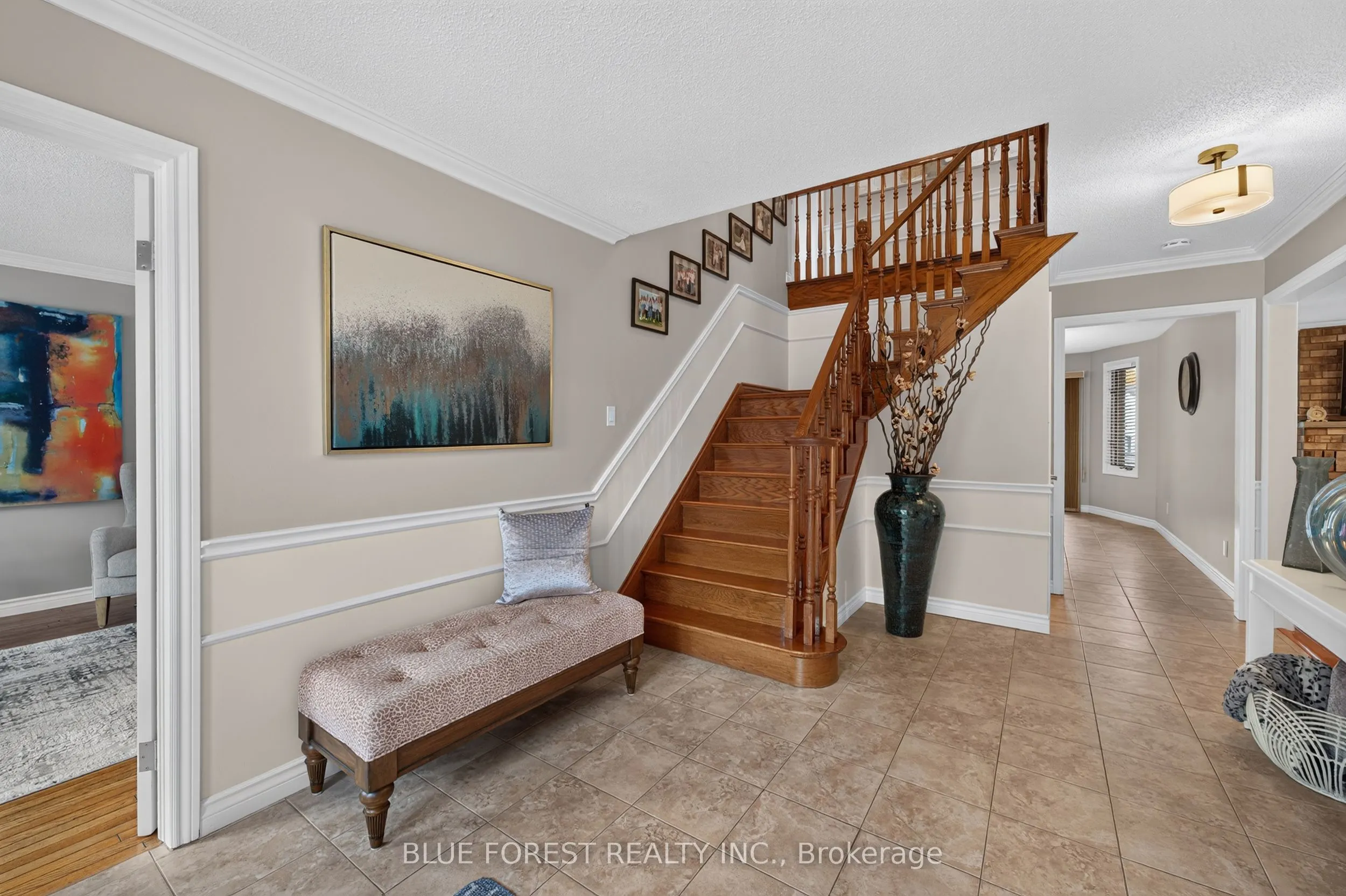 1039 Country Club Court