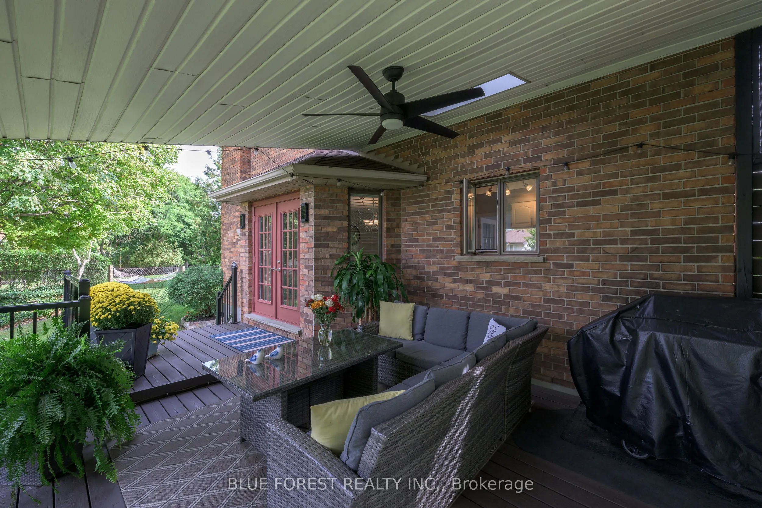 1039 Country Club Court