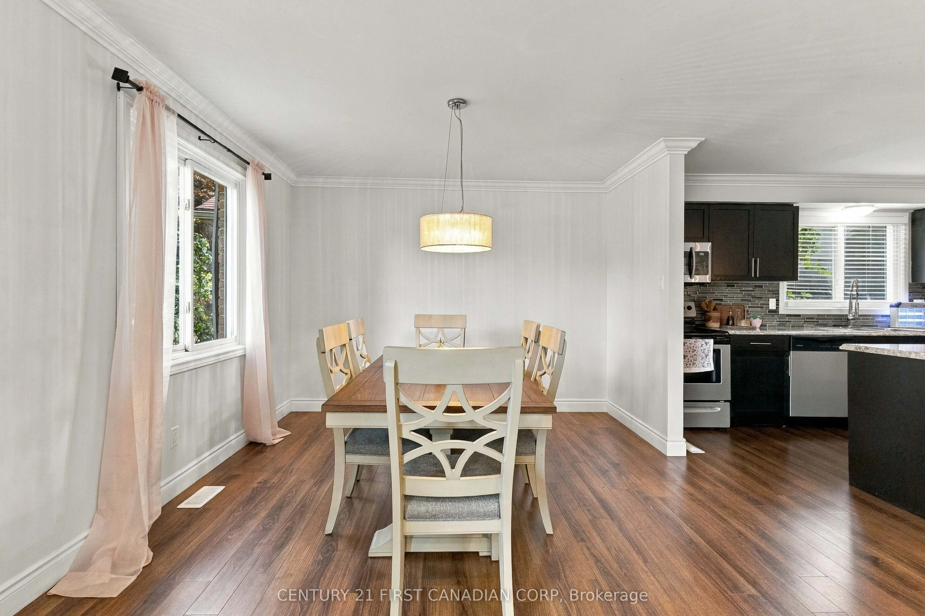17 ARCHER Crescent