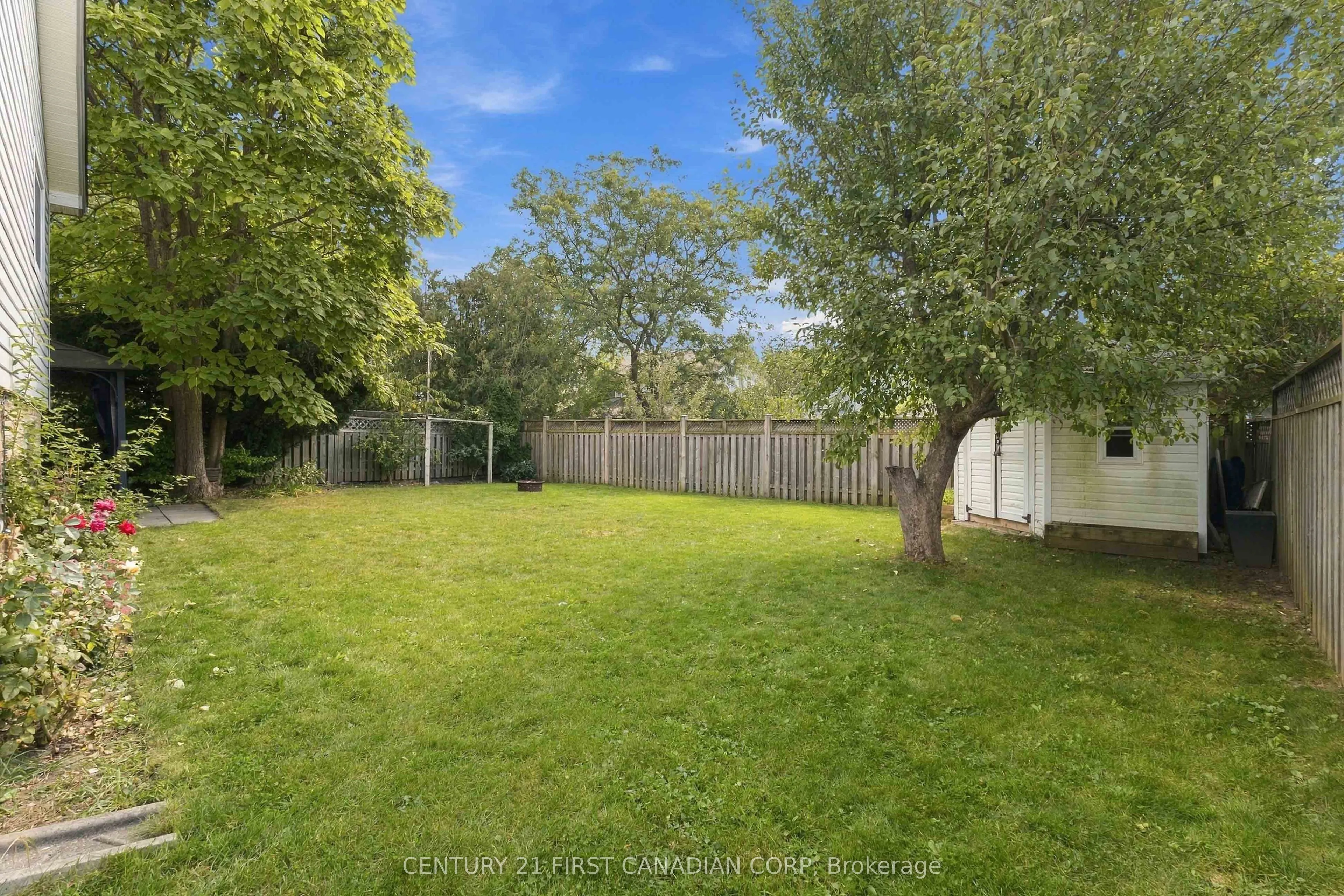 17 ARCHER Crescent