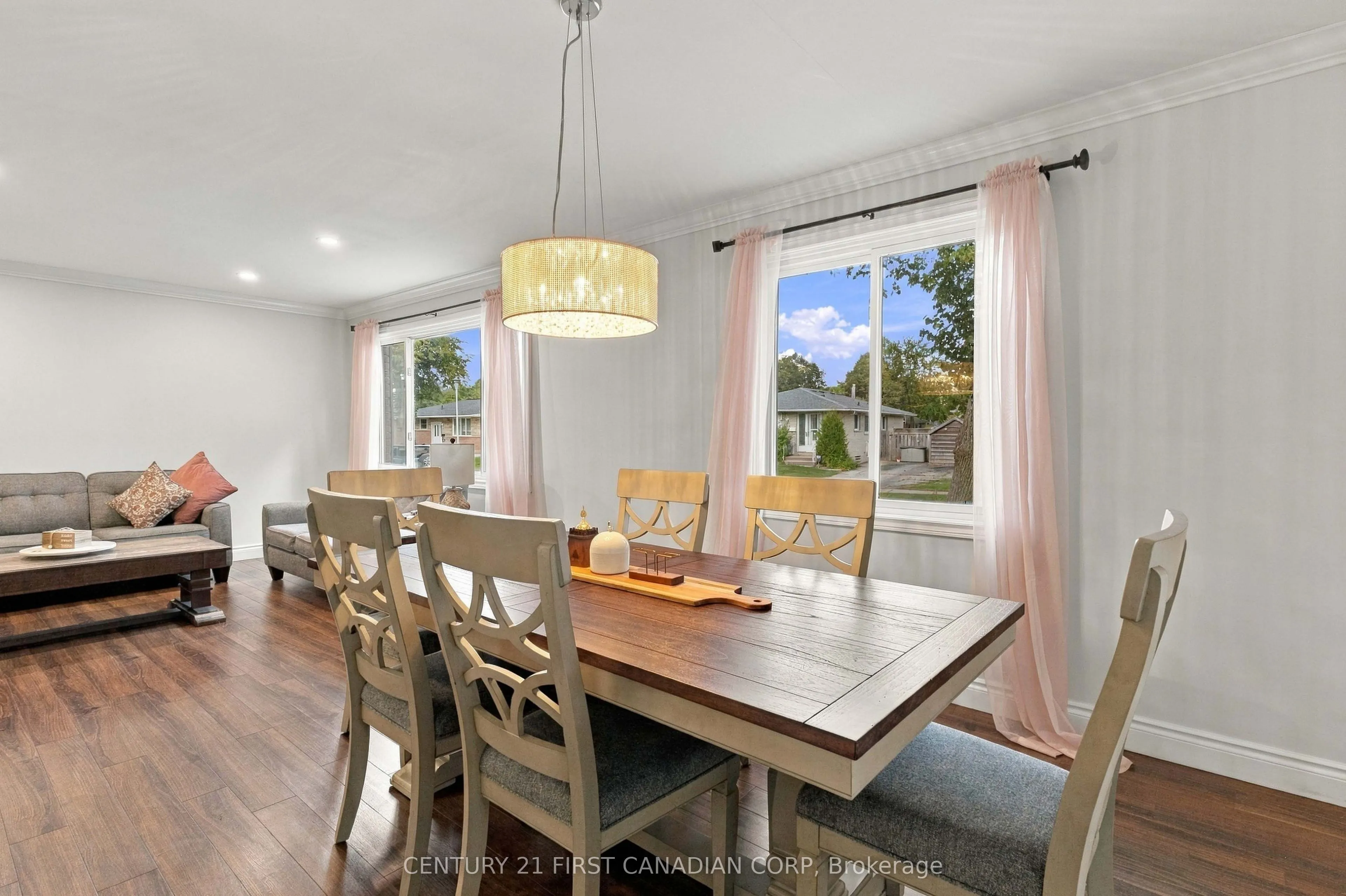 17 ARCHER Crescent