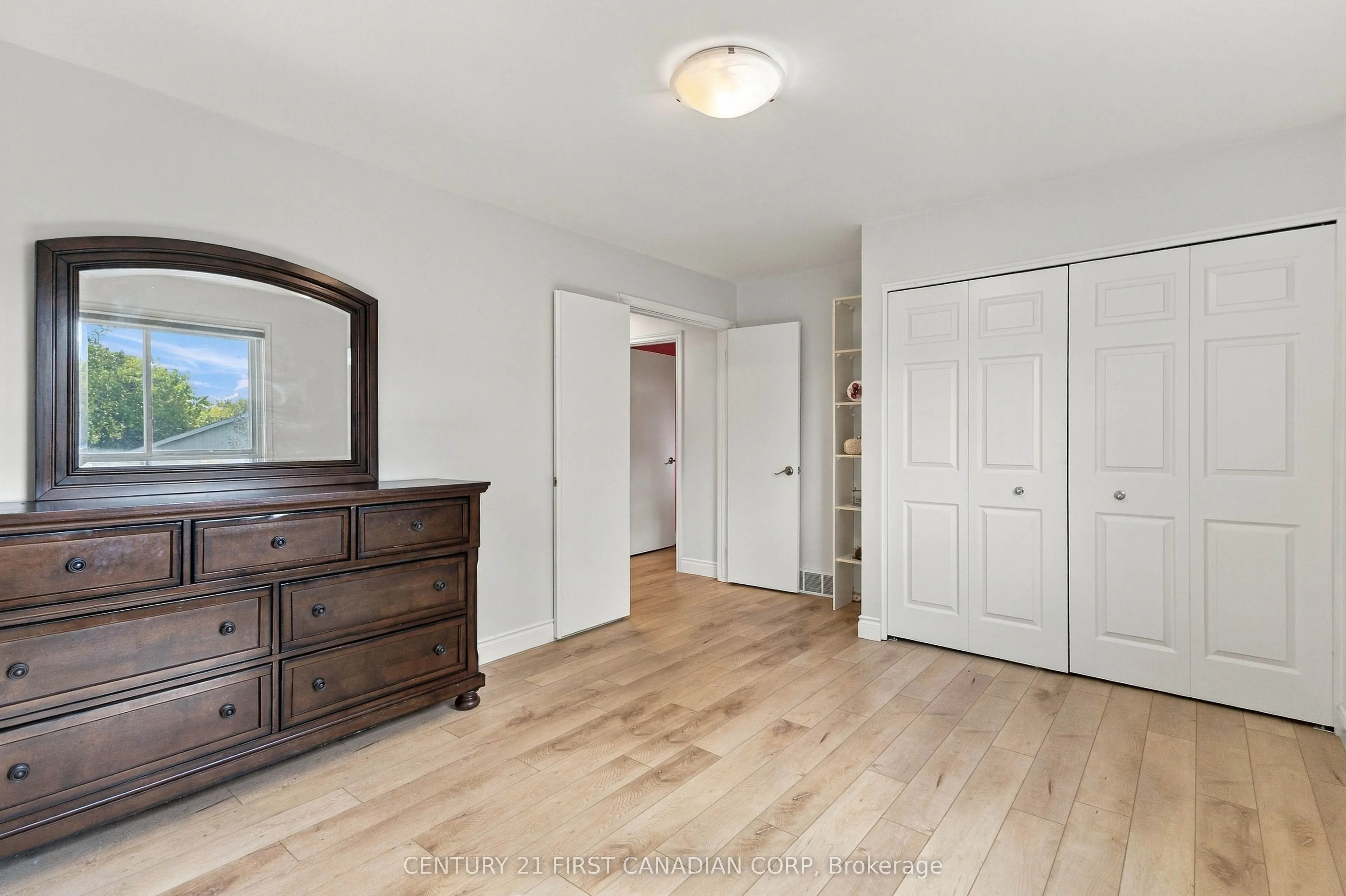 17 ARCHER Crescent