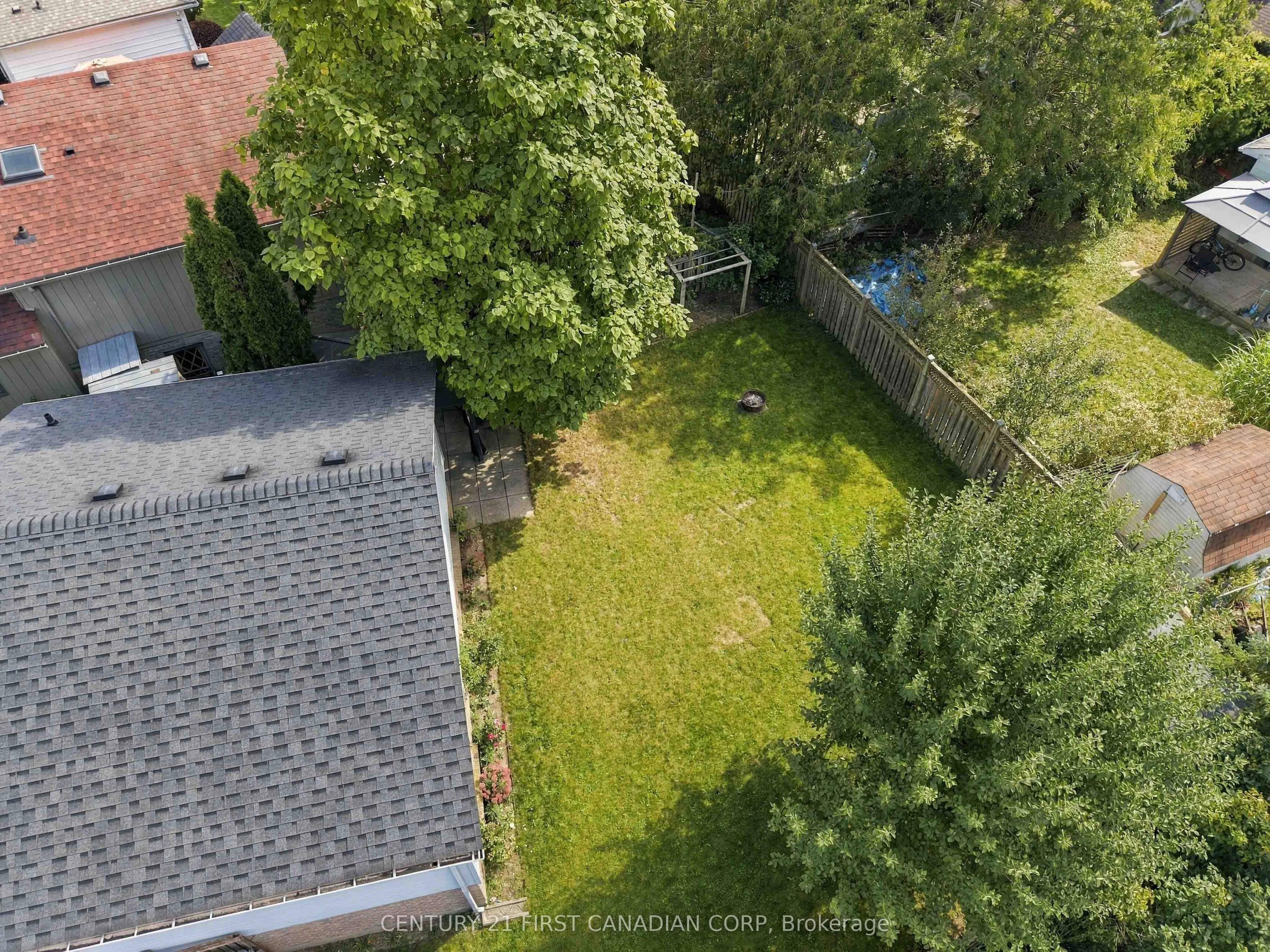 17 ARCHER Crescent
