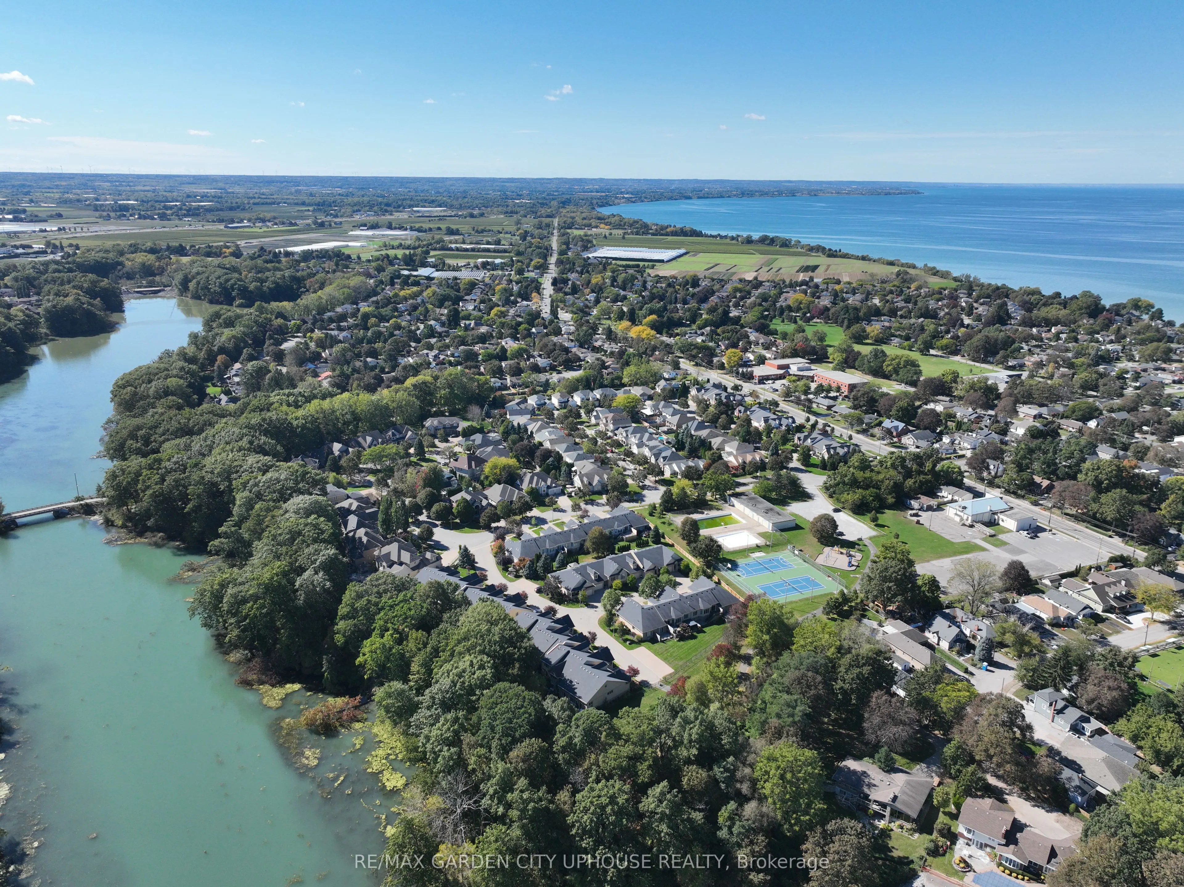 45 Oarsman Crescent