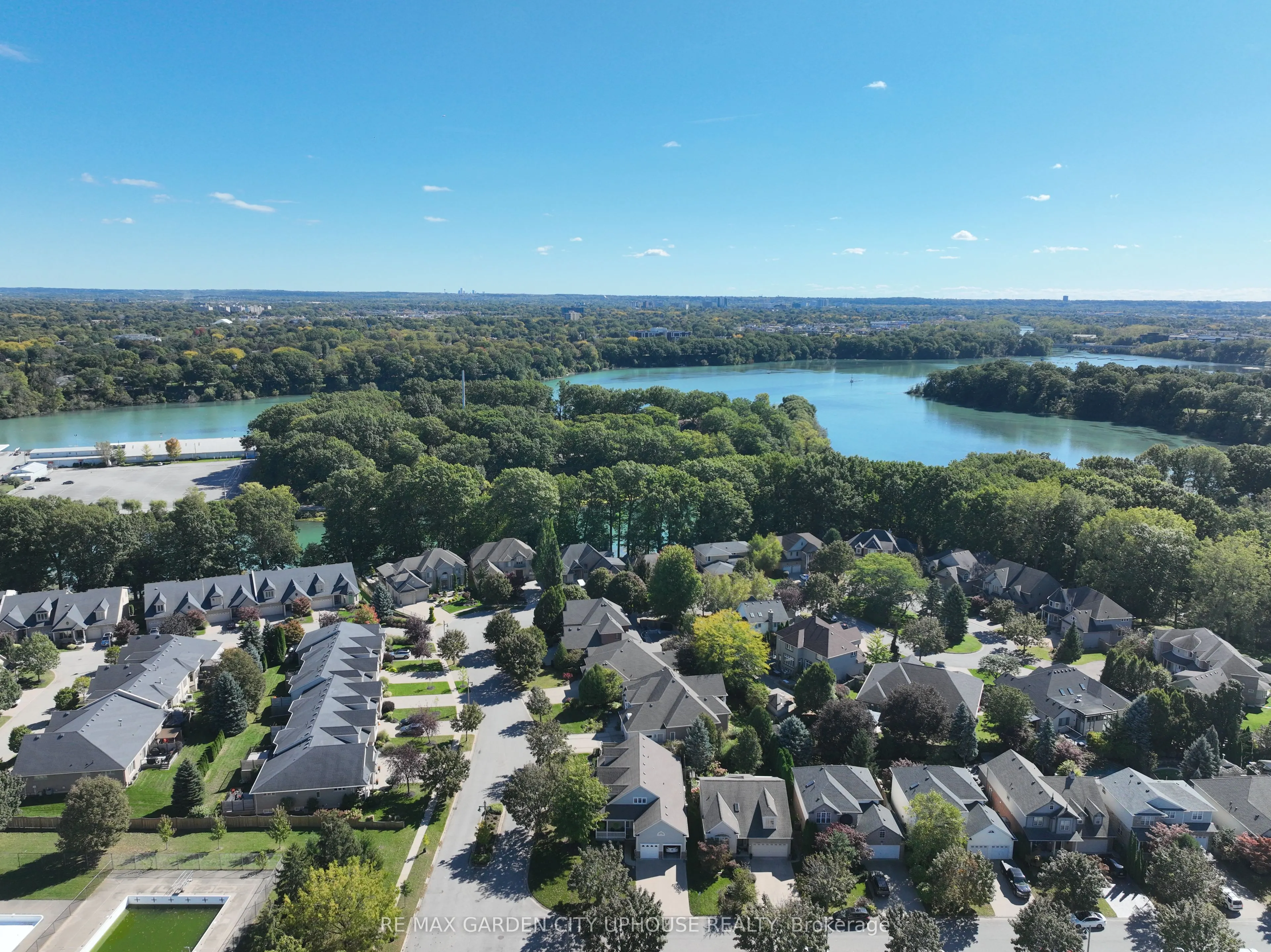 45 Oarsman Crescent