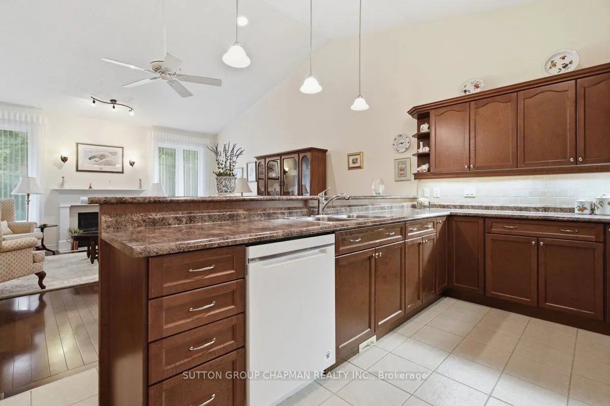 455 Hyde Park Road #15