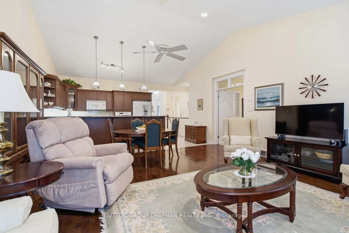455 Hyde Park Road #15