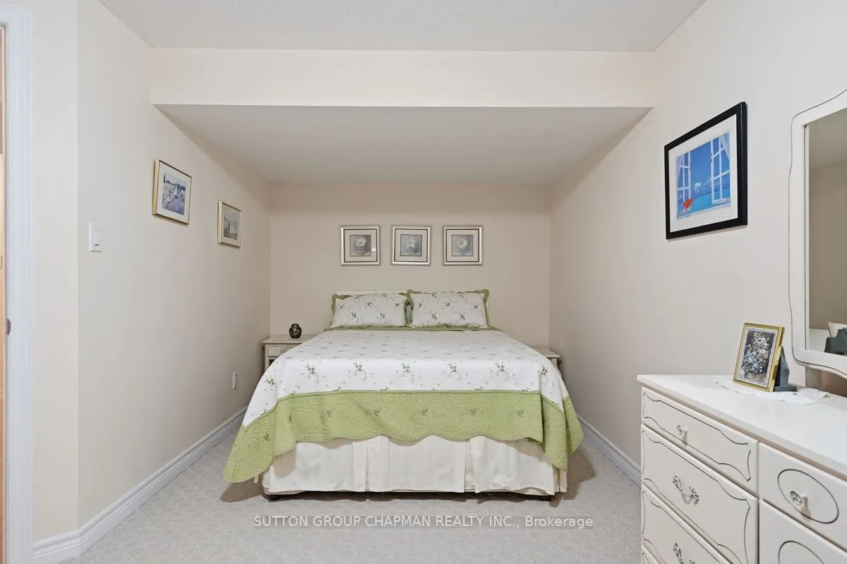 455 Hyde Park Road #15