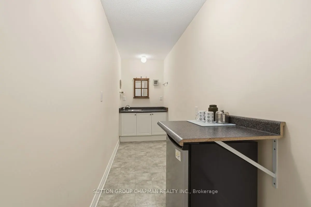 455 Hyde Park Road #15