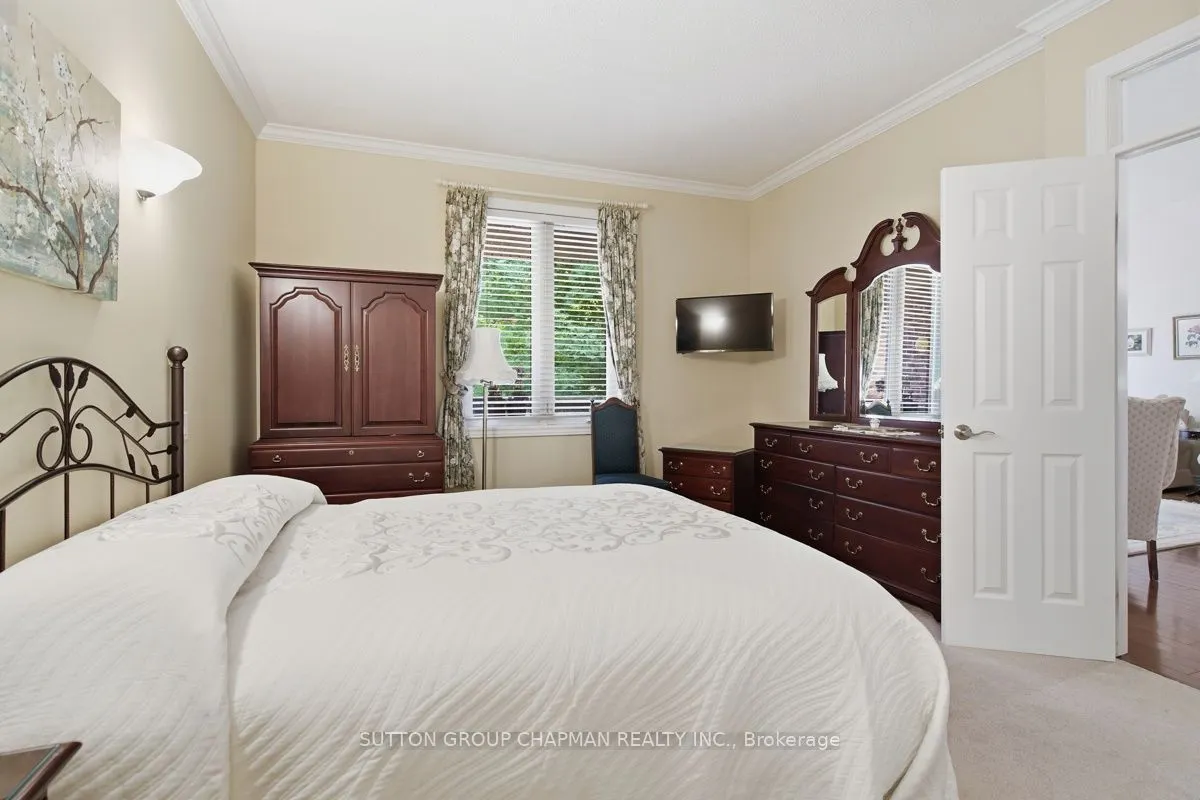 455 Hyde Park Road #15