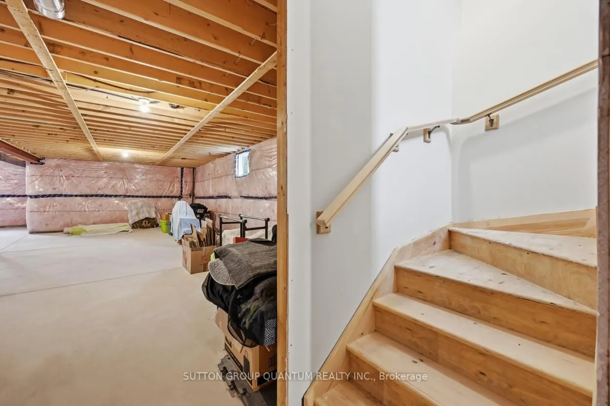 420 Williams Crescent