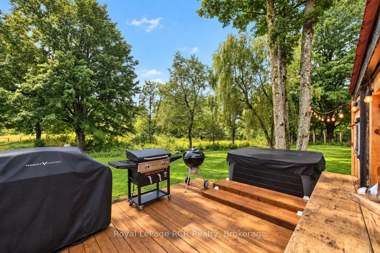 585216 Sideroad 10A