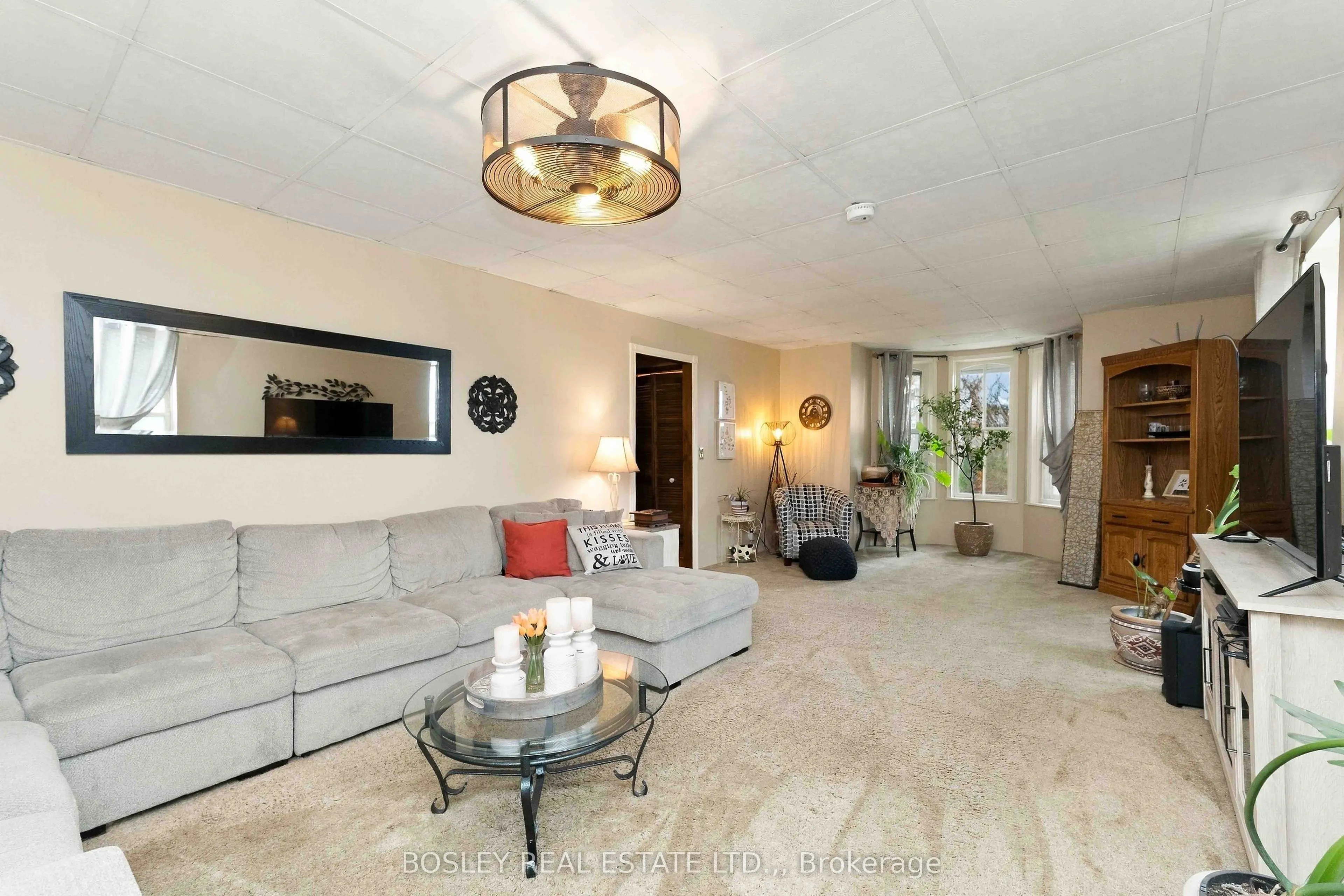 860 Moyer Road